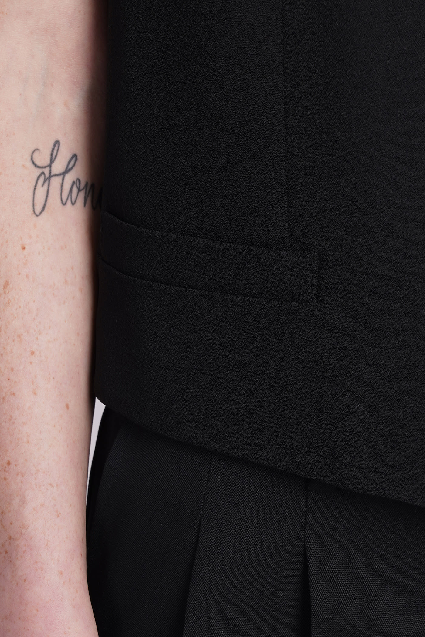 【送料&関税込】Ami Alexandre Mattiussi Vest In Black Wool Ami Alexandre Mattiussi Vest In Black Wool | italist, ALWAYS