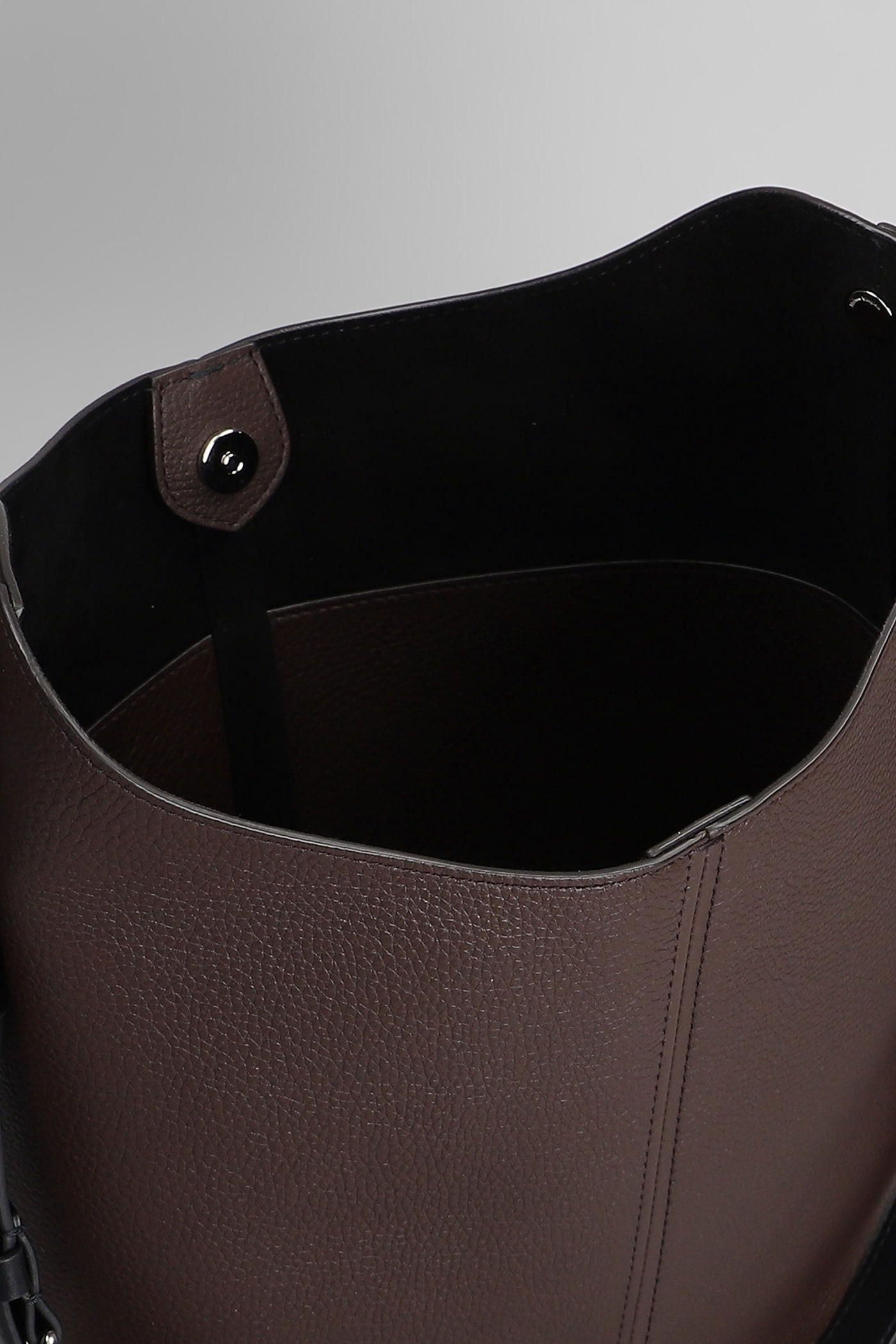 【送料&関税込】Maison Margiela Dres Sage Hobo Shoulder Bag Maison Margiela Dres Sage Hobo Shoulder Bag In Brown Leather