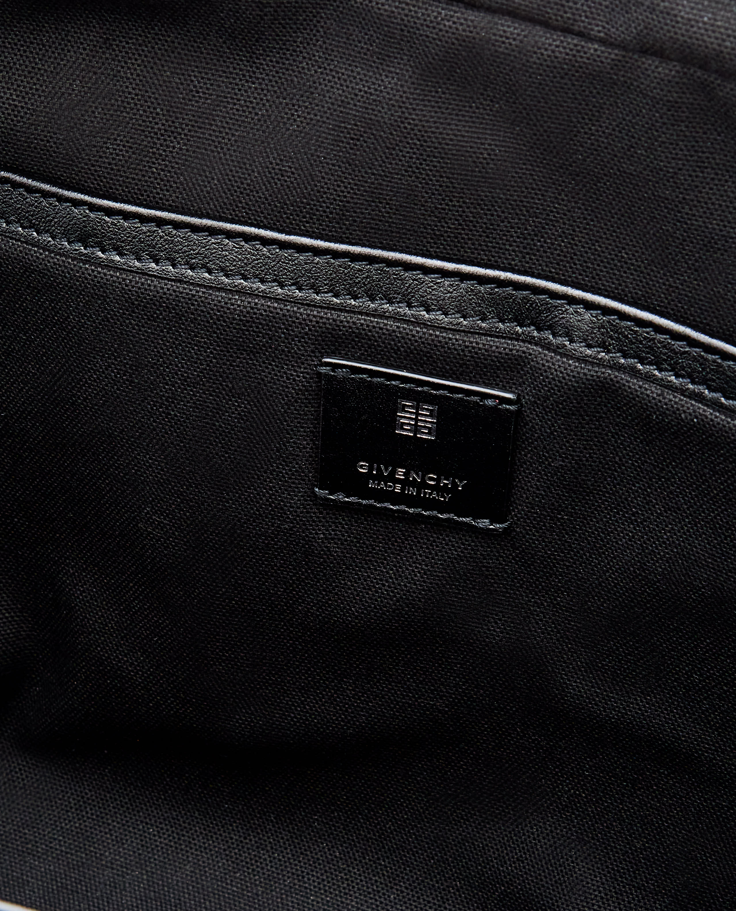 ショルダーバッグ GIVENCHY PANDORA LARGE MULTICARRY BAG Givenchy Pandora Large Multicarry Bag - Shoulder Bags
