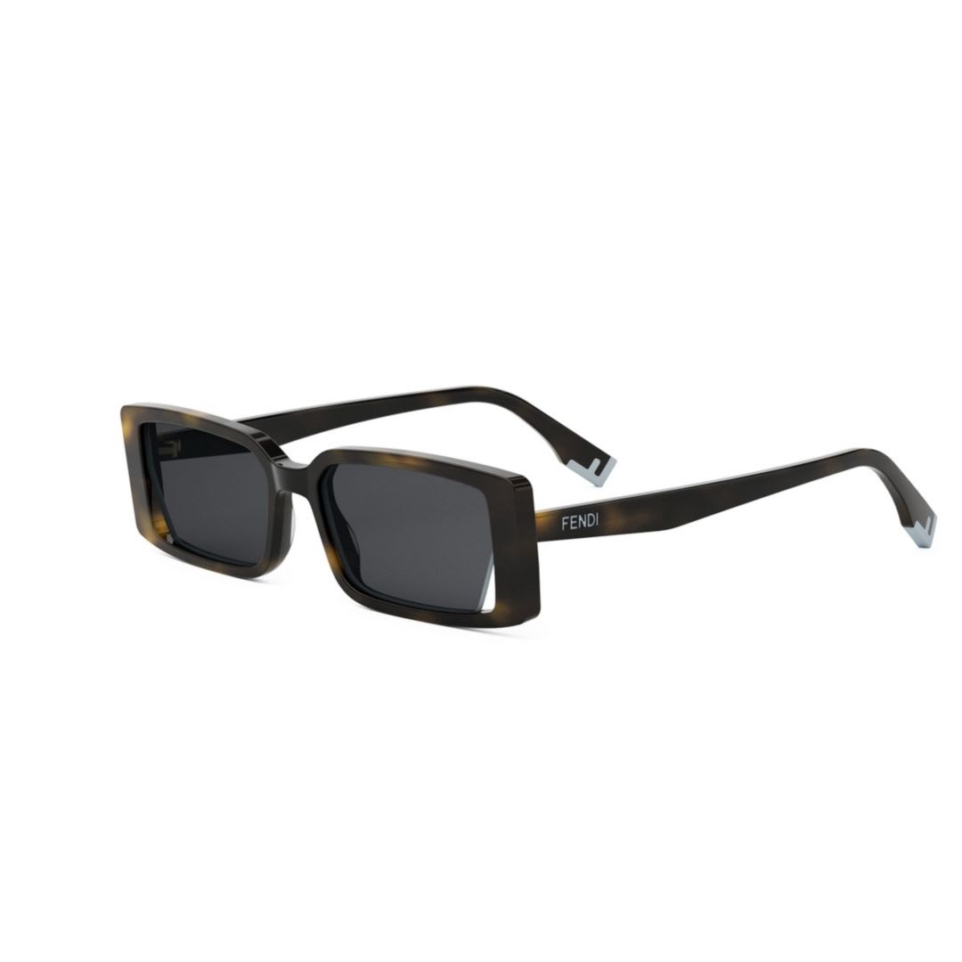【送料&関税込】Fendi Fe40164i52a - Havana Fendi Fe40164i52a - Havana | italist