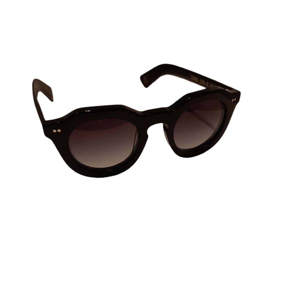 Lesca Toro nero Sunglasses | italist
