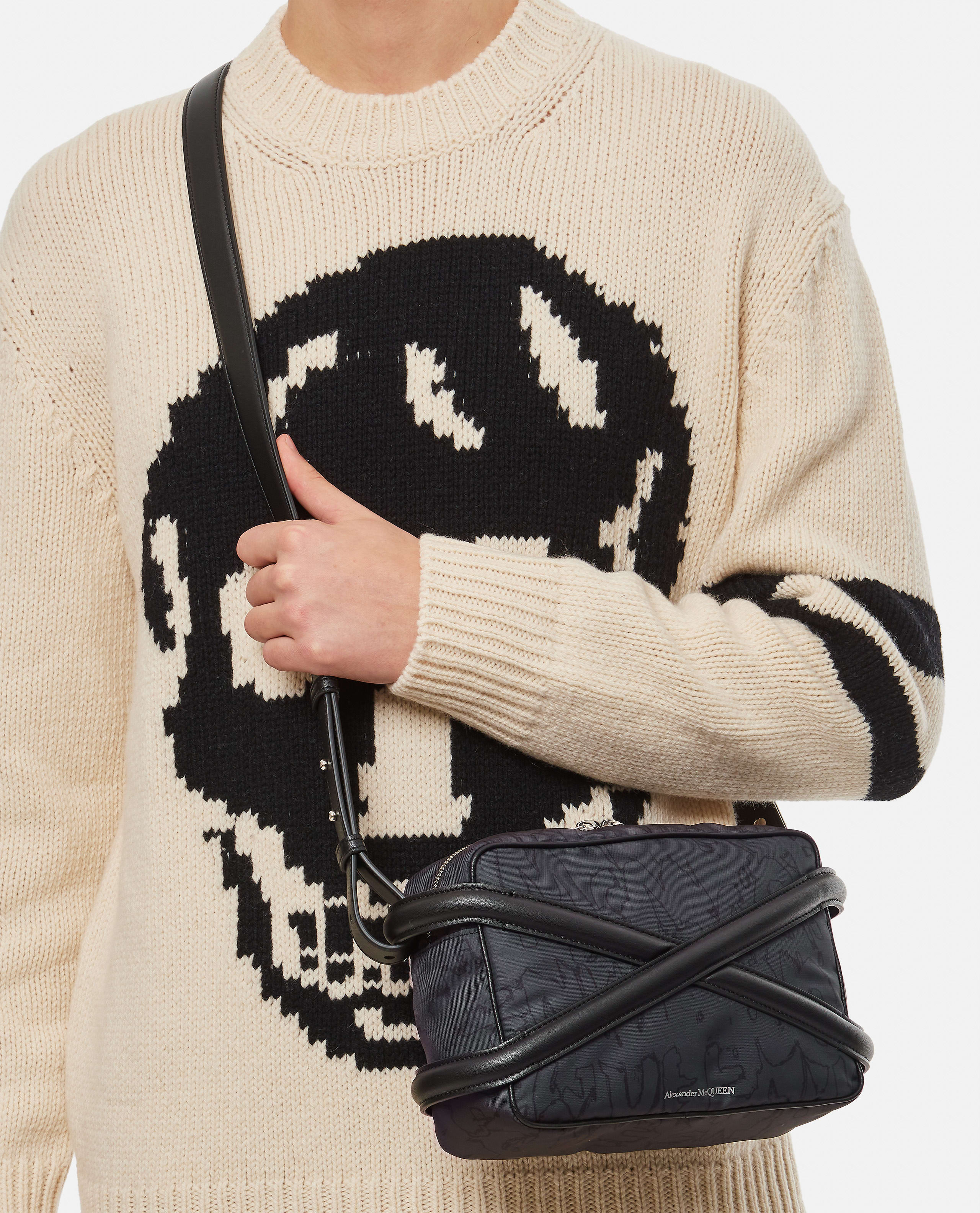 【Alexander McQueen】HARNESS CAMERA BAG◆7262921AAQ0 Alexander McQueen Harness Camera Bag | italist
