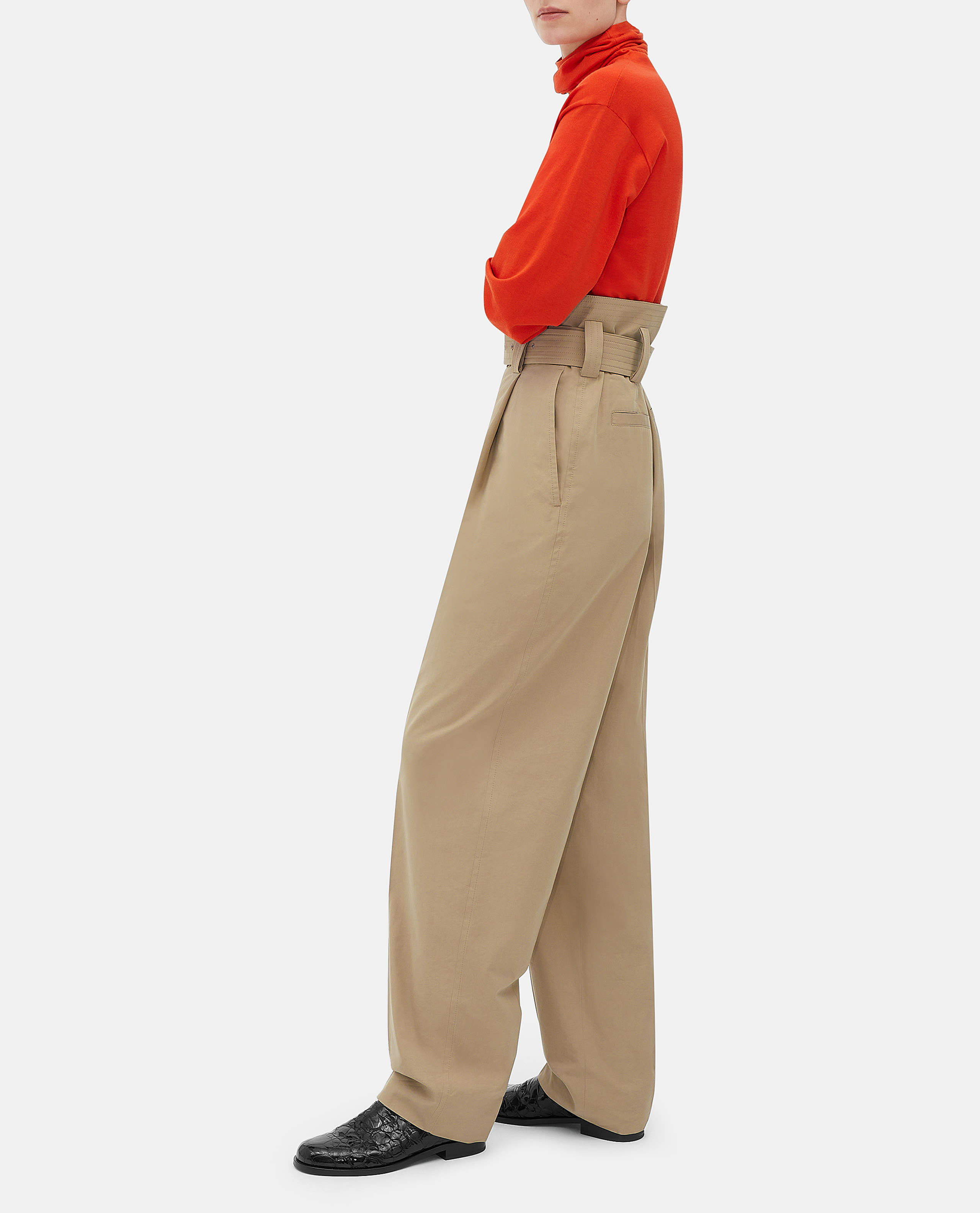 【関税&送料込】Bottega Veneta Cotton And Silk Wide-Leg Pant High-rise cotton and silk wide-leg pants in white - Bottega