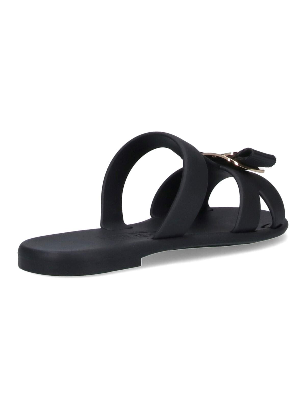 Ferragamo 'vara' Slide Sandals | italist
