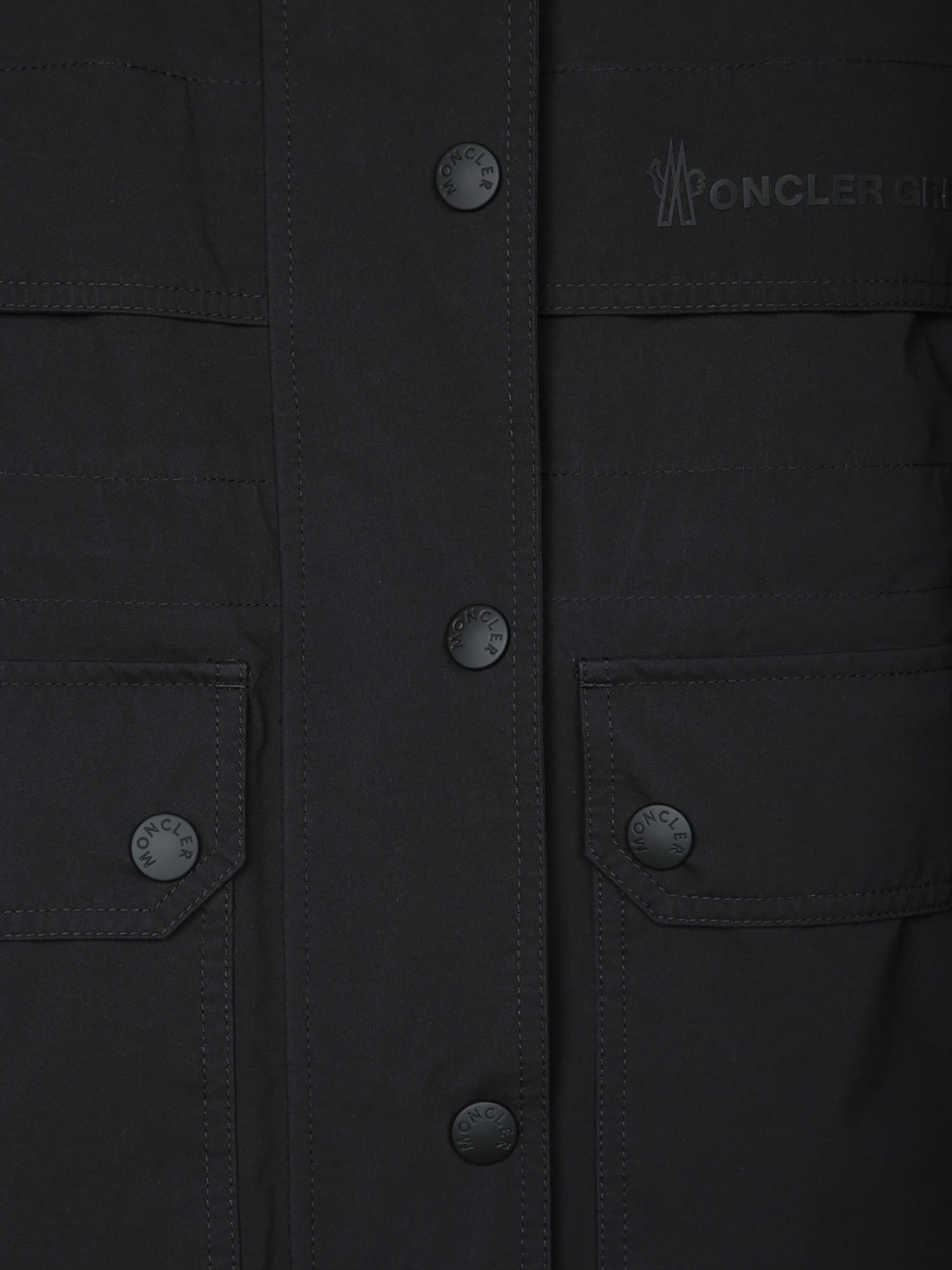 【送料&関税込】Moncler Grenoble Seigne Logo Black Parka Moncler Grenoble Seigne Logo Black Parka | italist