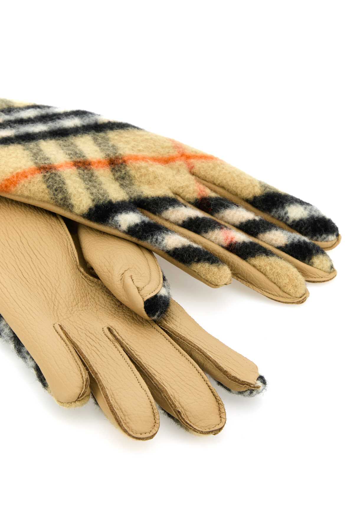 【関税&送料込】Burberry Embroidered Wool Gloves Burberry Embroidered Wool Gloves | italist