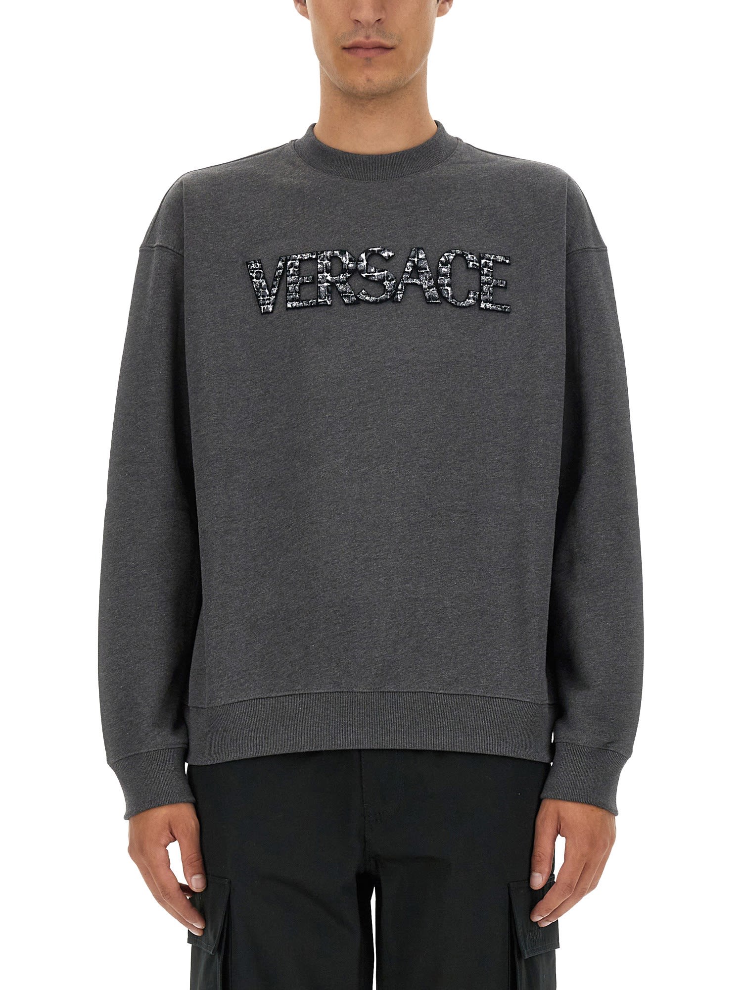 【関税&送料込】Versace Sweatshirt With Crocodile Logo Versace Sweatshirt With Crocodile Logo | italist