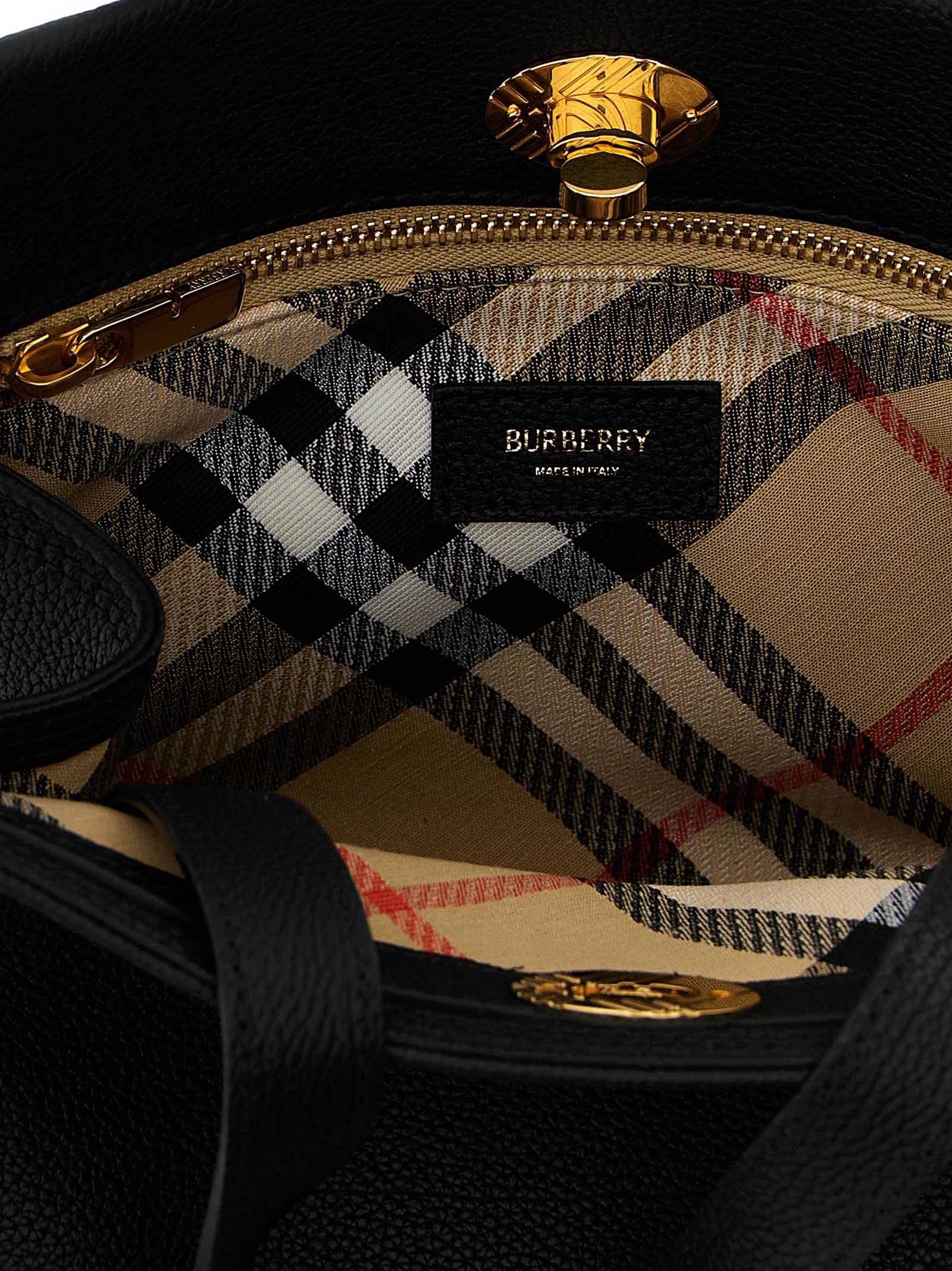 【関税込み】BURBERRY Cotswolds' mini shopping bag Mini Cotswolds Tote in Black - Women, Leather | Burberry
