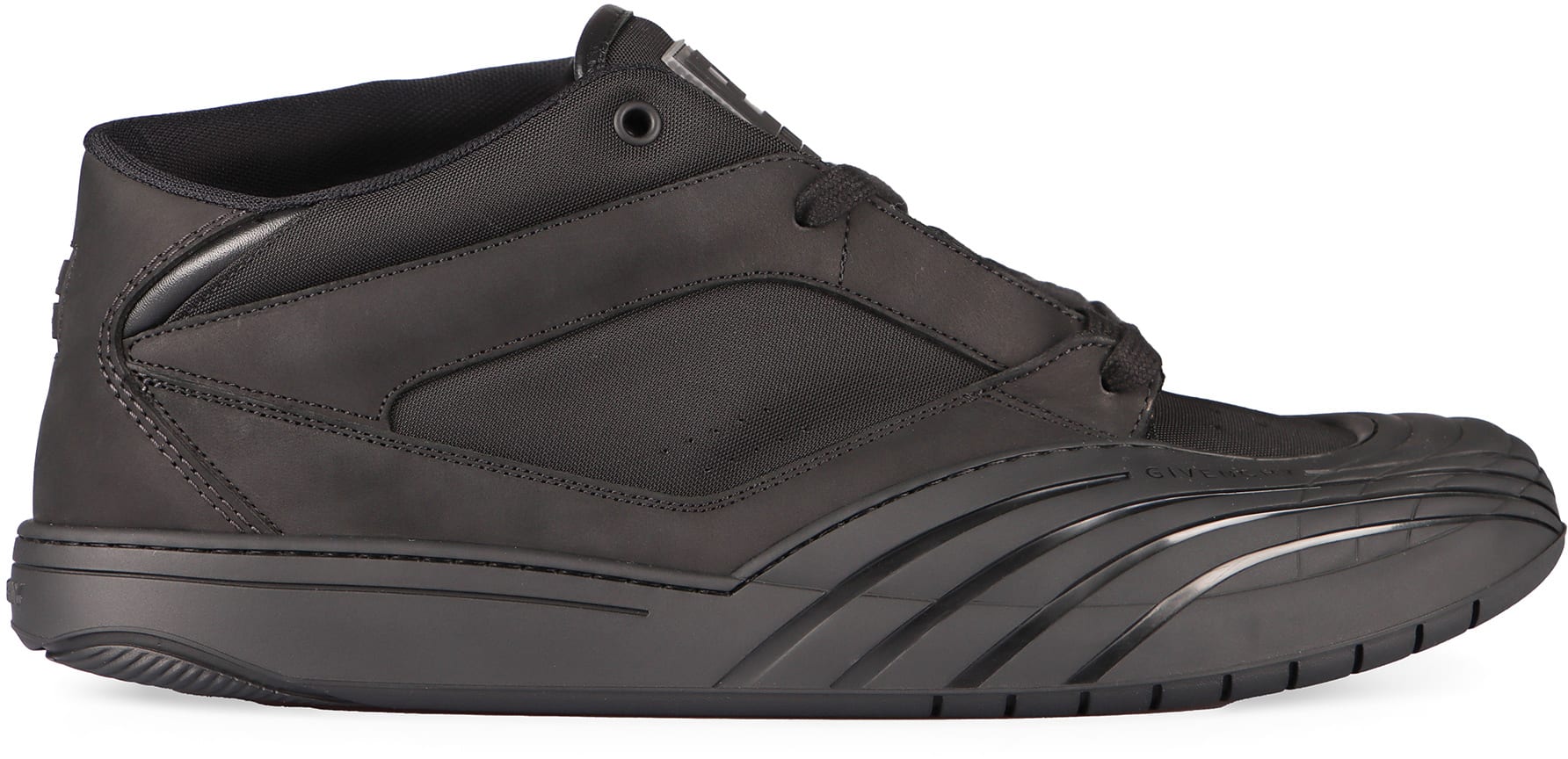 【送料&関税込】Givenchy Skate Techno Fabric Low-top Sneaker Givenchy Skate Techno Fabric Lowtop Sneakers | italist
