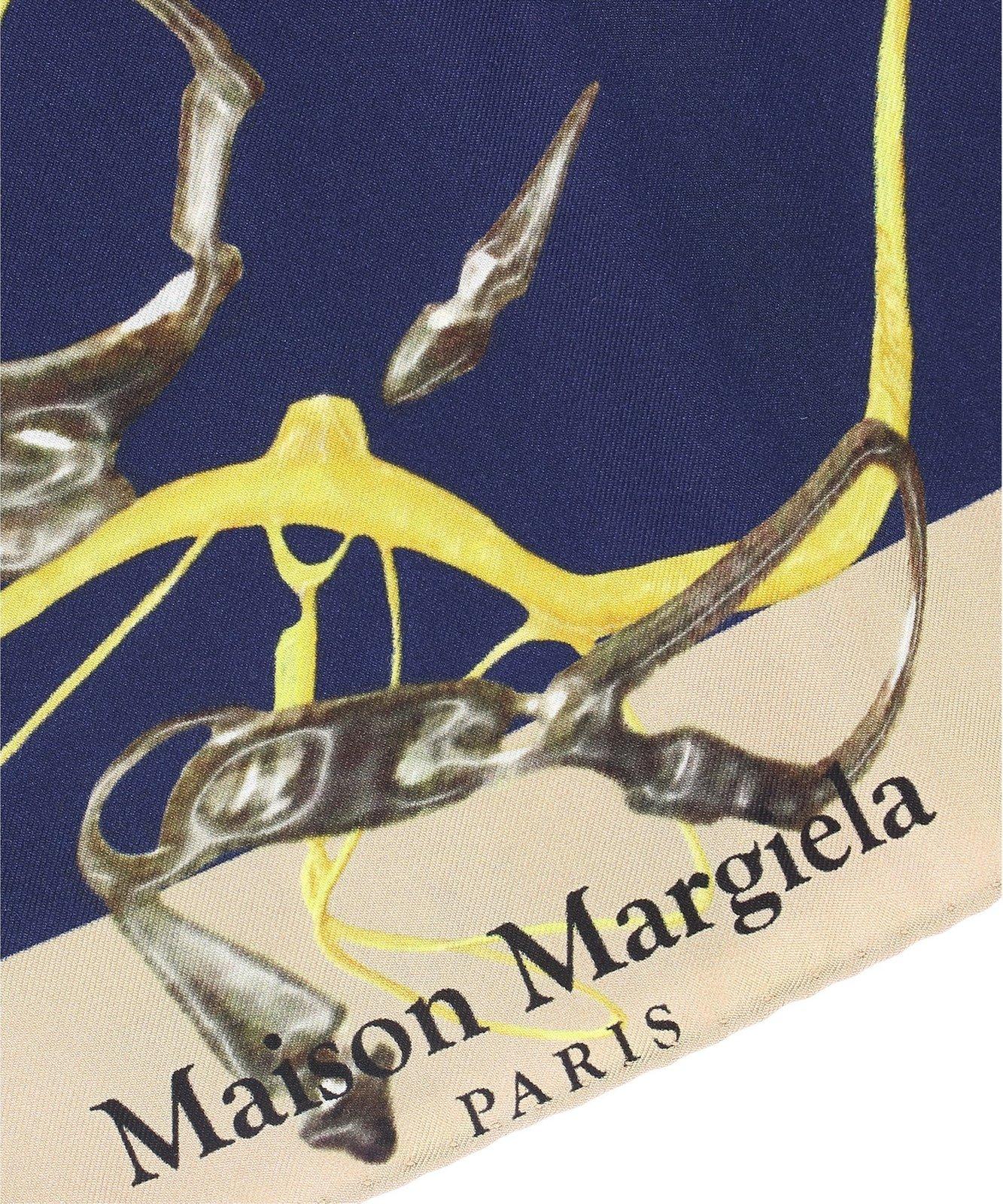 【送料&関税込】Maison Margiela Abstract Print Scarf Maison Margiela Abstract Print Scarf | italist
