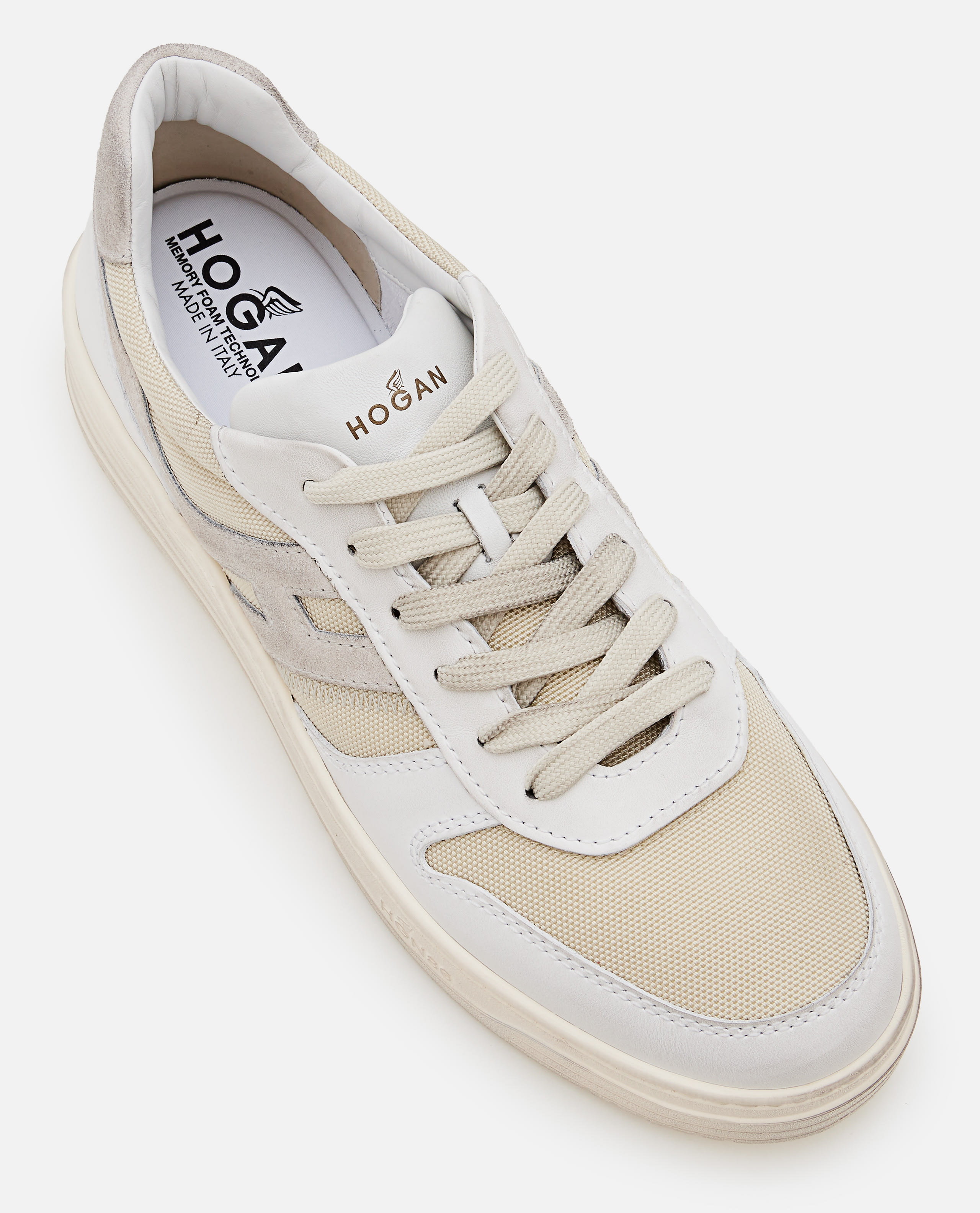 【送料&関税込】Hogan H630 Laced Tom Sneakers Hogan Low-top Sneakers | italist