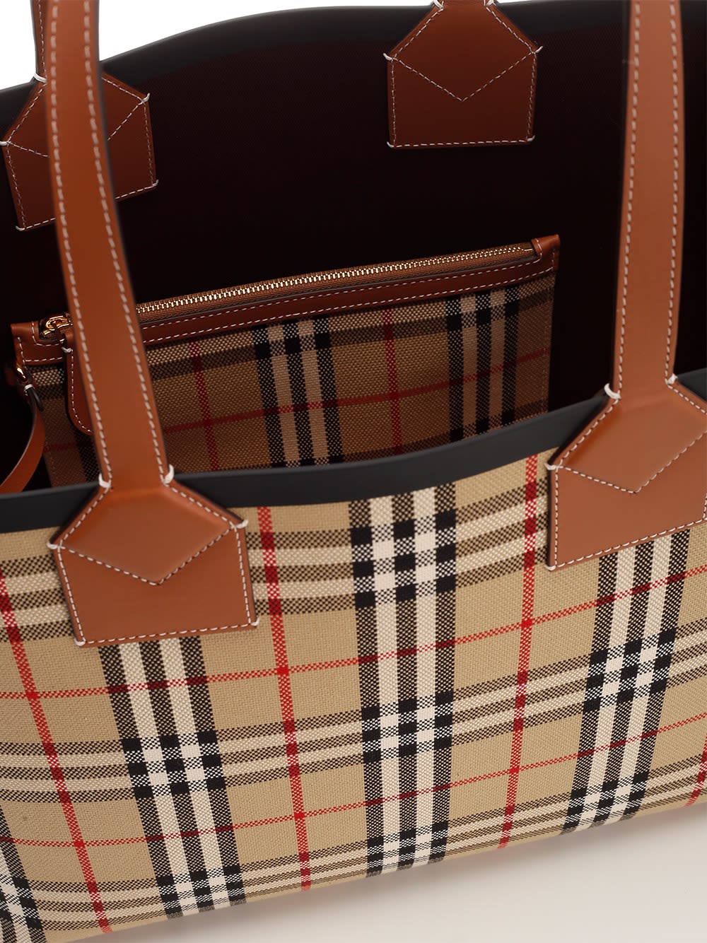 VIP【関税送料無料】希少 Burberry Medium Tote Burberry Medium Grainy Leather London Tote Bag Black