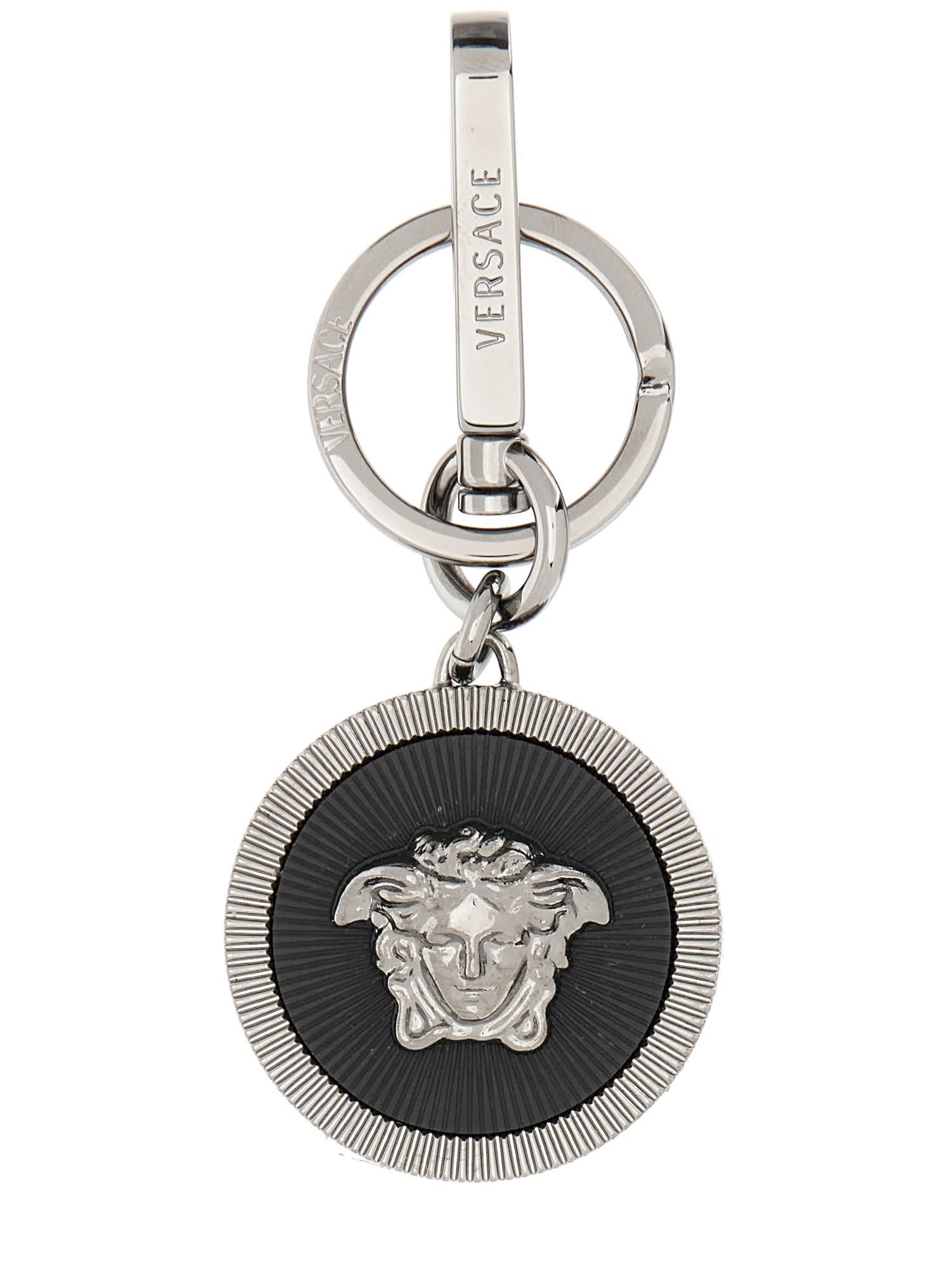 Medusa Biggie Air Tag Key Ring