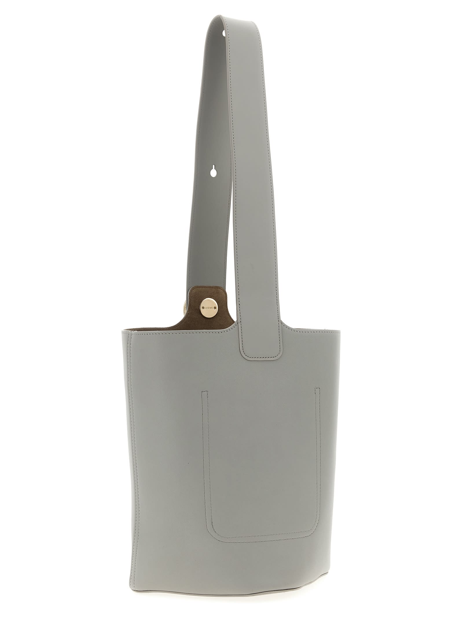 【LOEWE】PEBBLE BUCKET MEDIUM◆AANBBBWX01 Medium Pebble bucket in smooth calfskin Blue - LOEWE