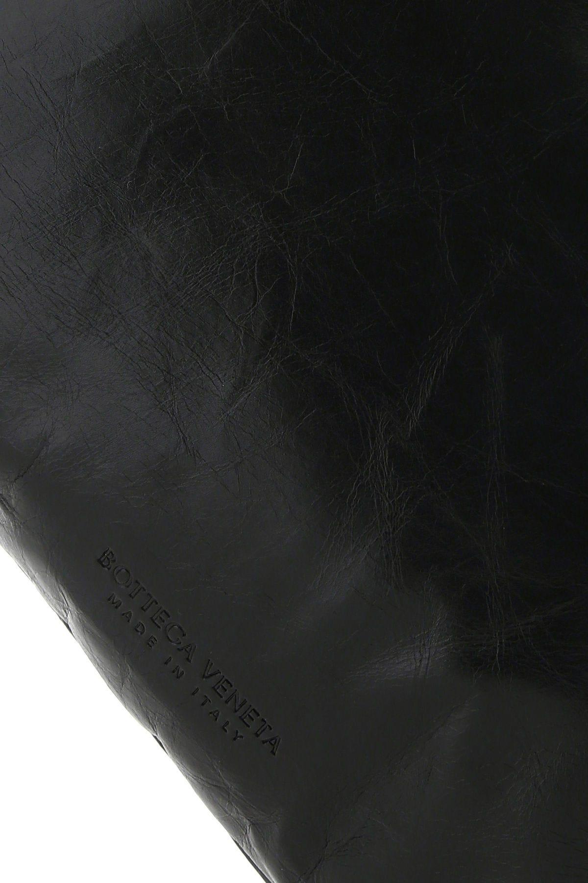 【関税&送料込】Bottega Veneta Pillow Padded Nappa Clutch Pillow bag BOTTEGA VENETA | Blondie Shop