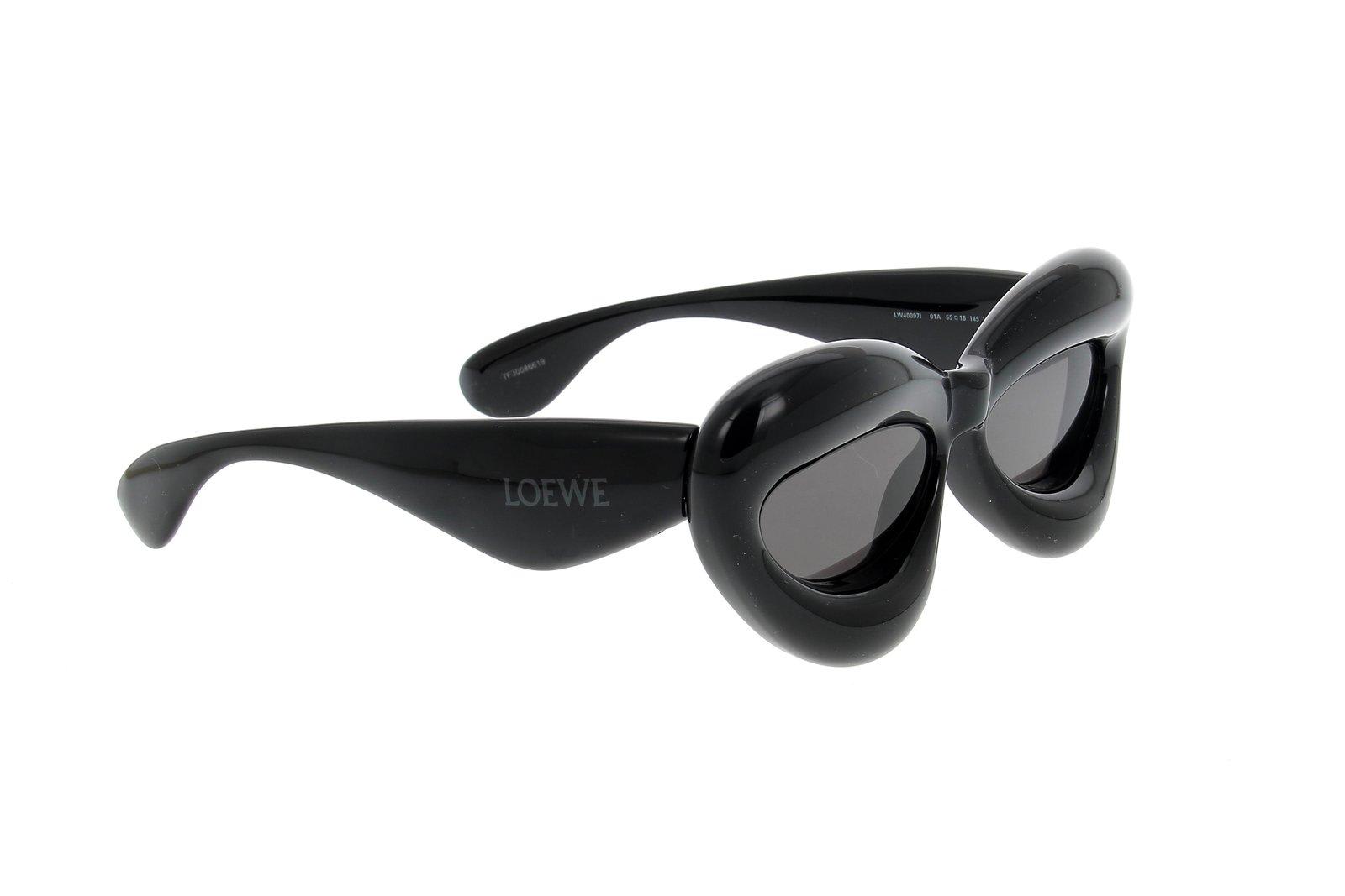 LOEWE キャットアイフレムサンクラス LW40051F 01A Sunglasses Loewe Black LW40051F 01A 53-21