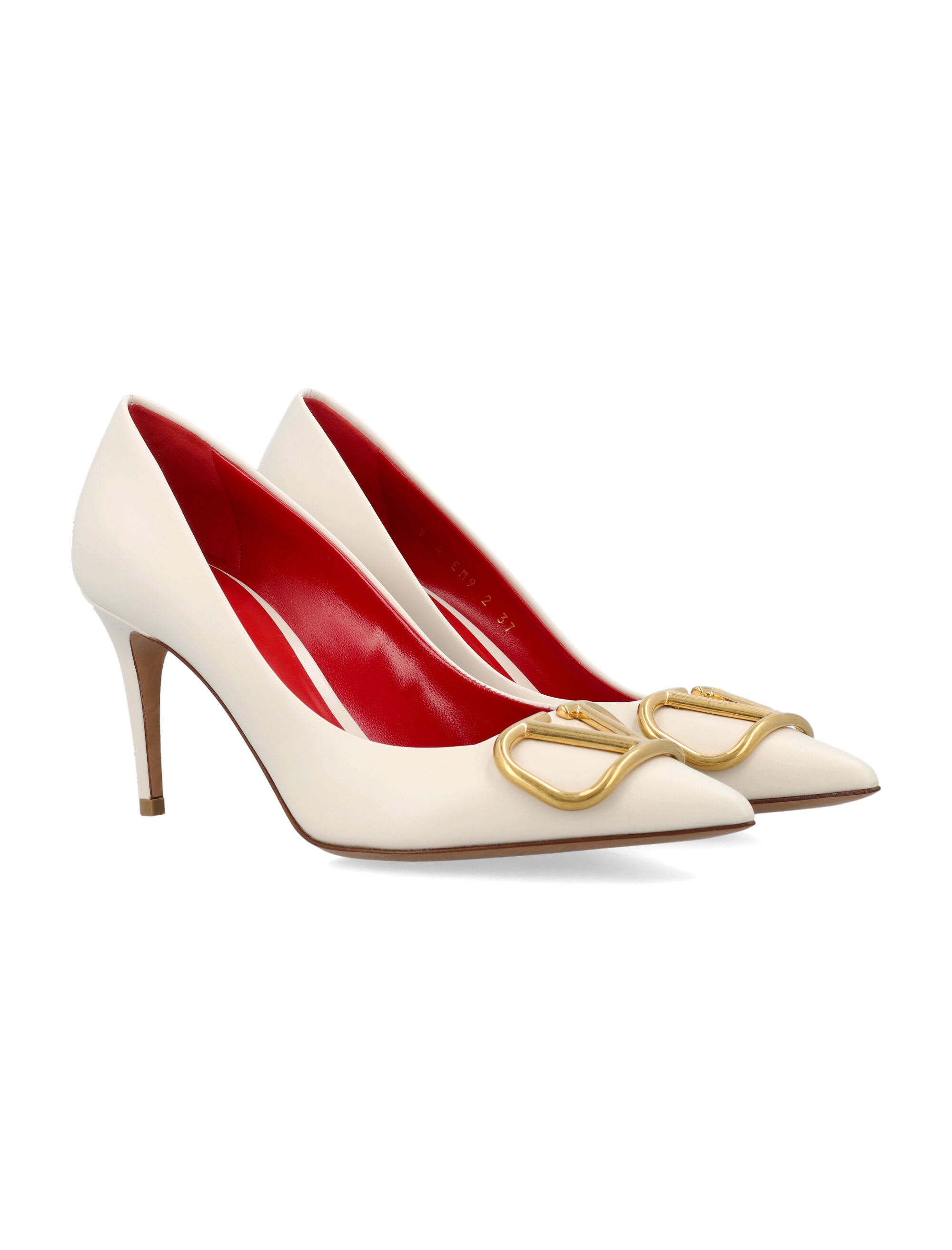 VIP【関税送料無料】希少 Valentino Garavani Vlogo pump Valentino Garavani V-logo Pumps | italist
