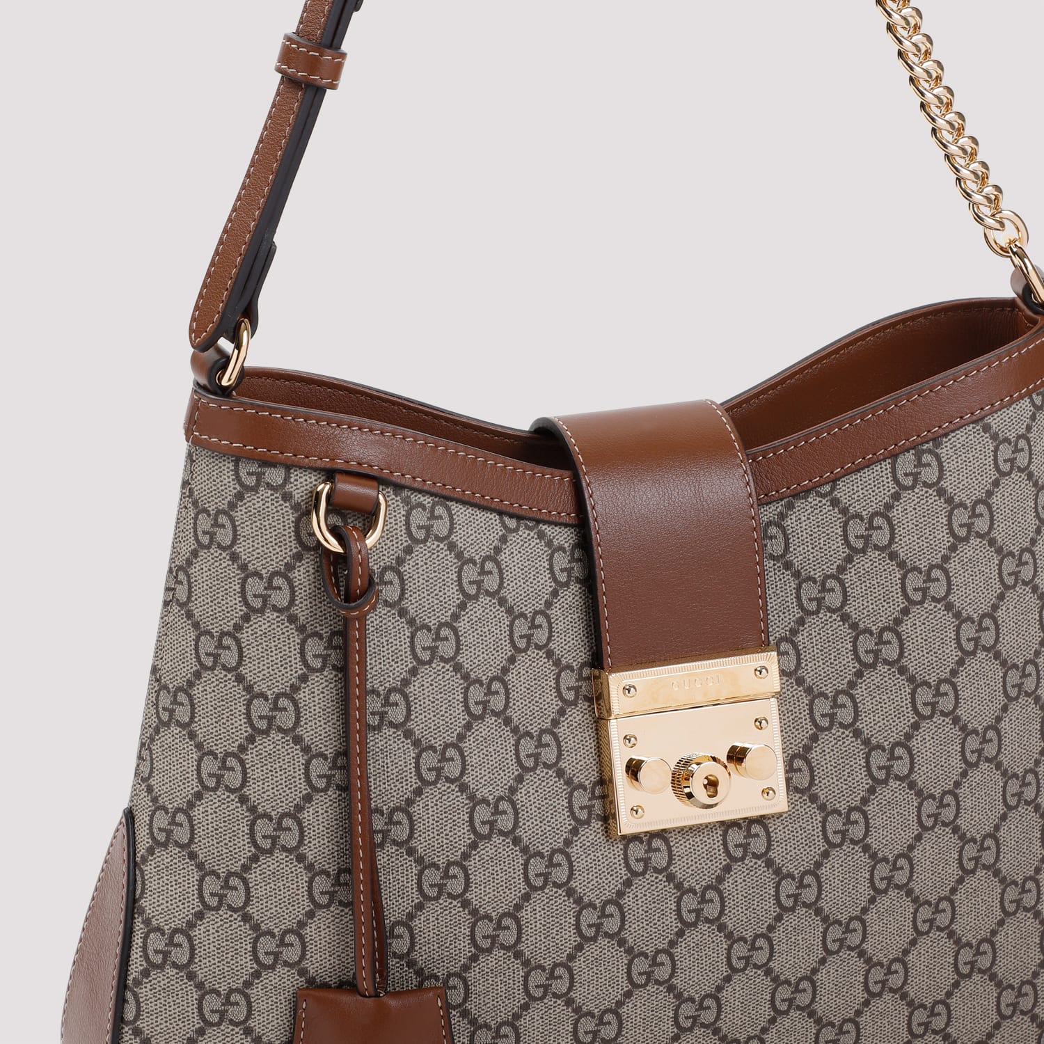 Gucci Padlock Gg Medium Shoulder Bag | italist