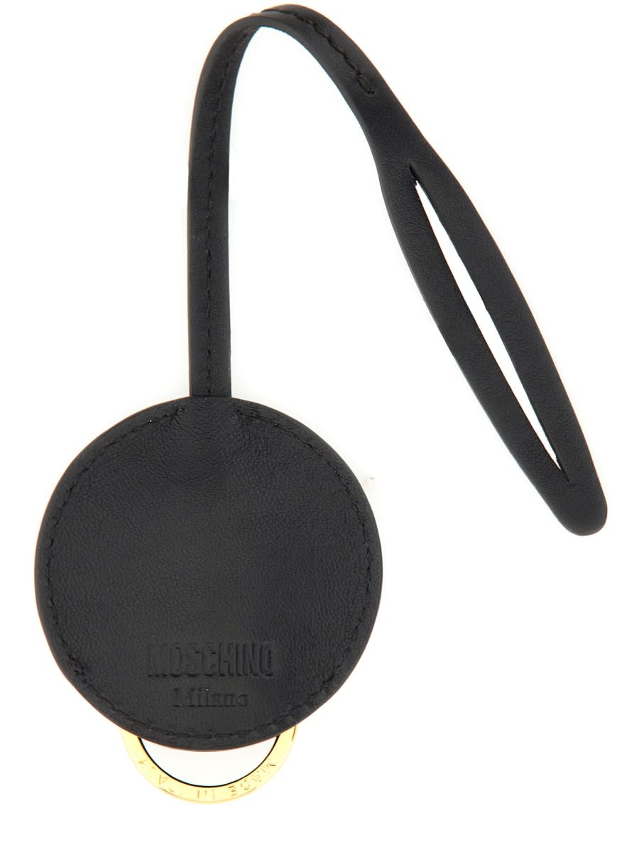 【関税&送料込】Moschino Leather Keychain Moschino Leather Keychain | italist