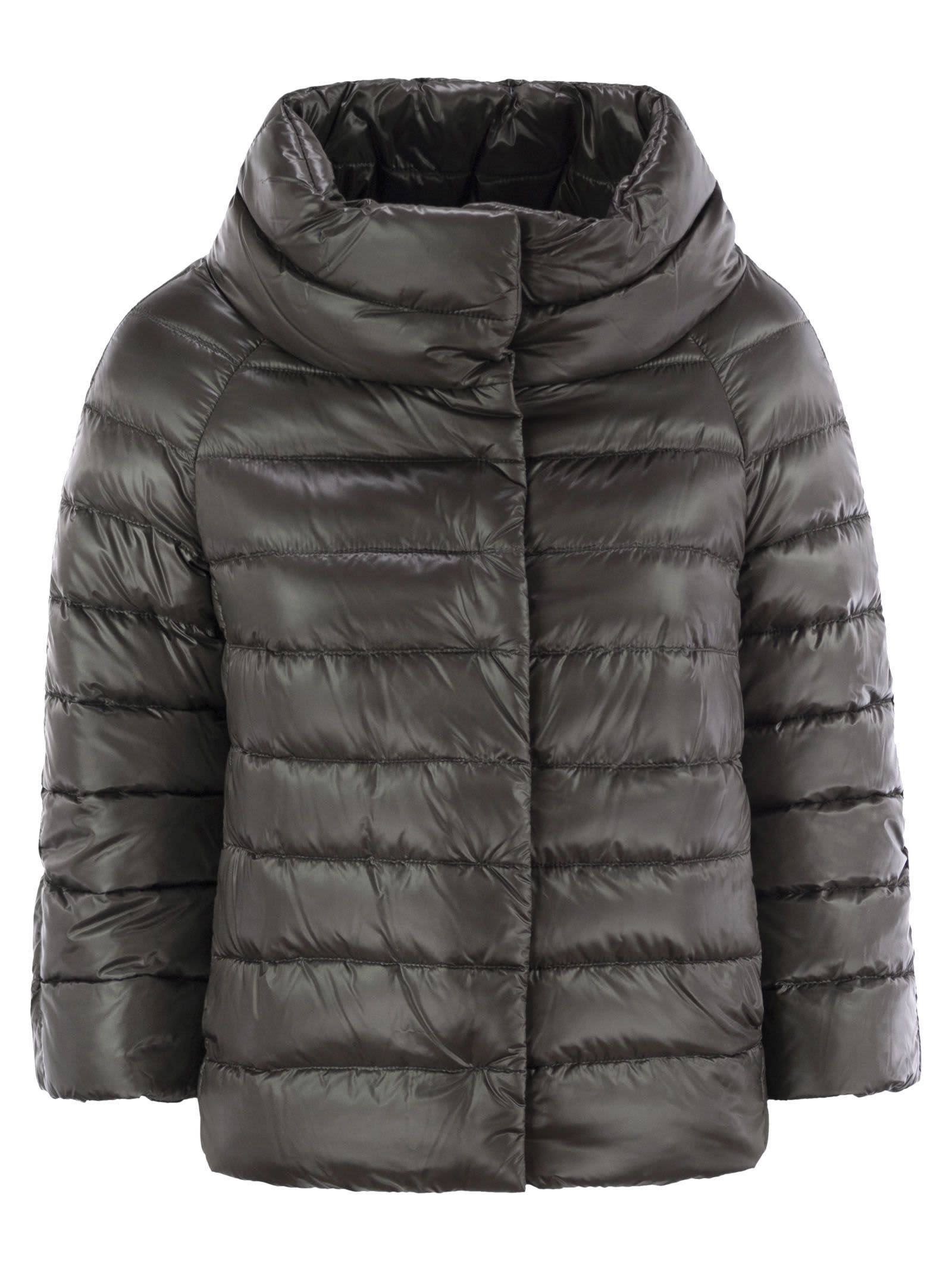 【関税&送料込み】Herno Mini Cape With Jewelled Sleeves Herno Mini Cape With Jewelled Sleeves | italist