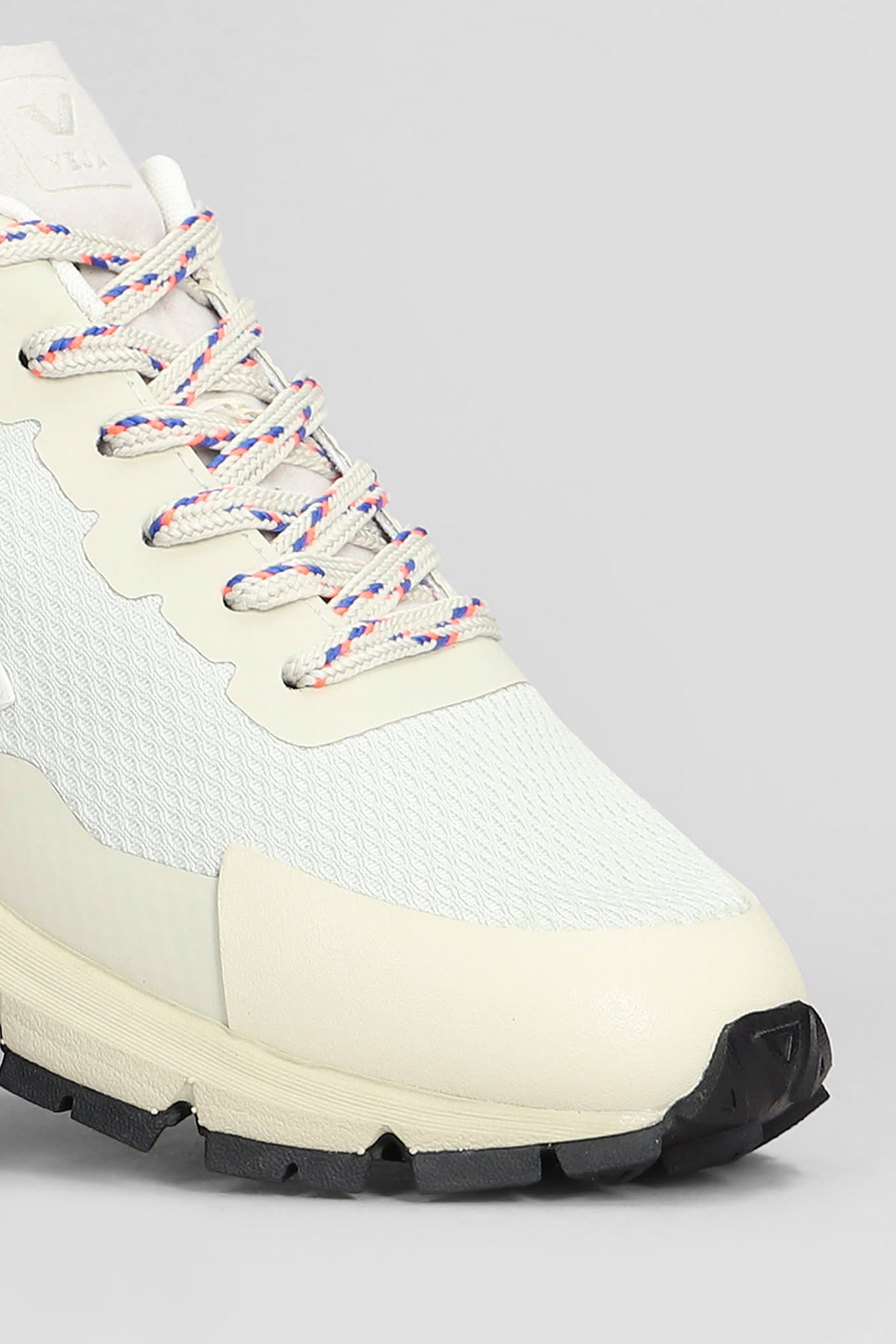 【送料&関税込】Veja Dekkan Sneakers In White Fabric Veja Dekkan Sneakers In White Fabric | italist