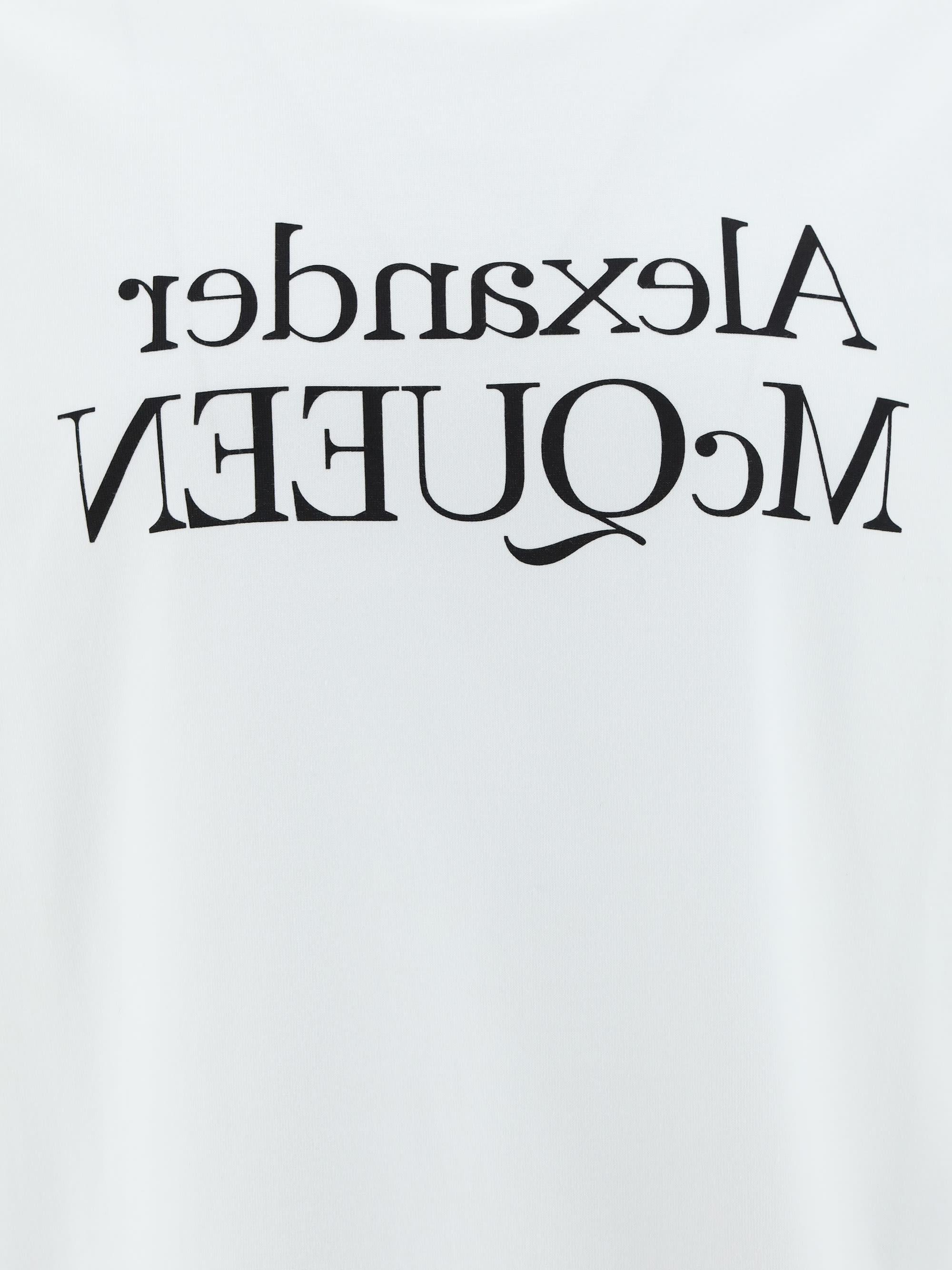 【国内即発】Alexander McQueen ロゴ パッチ Tシャツ Alexander McQueen スカル Tシャツ | ブラック | FARFETCH JP