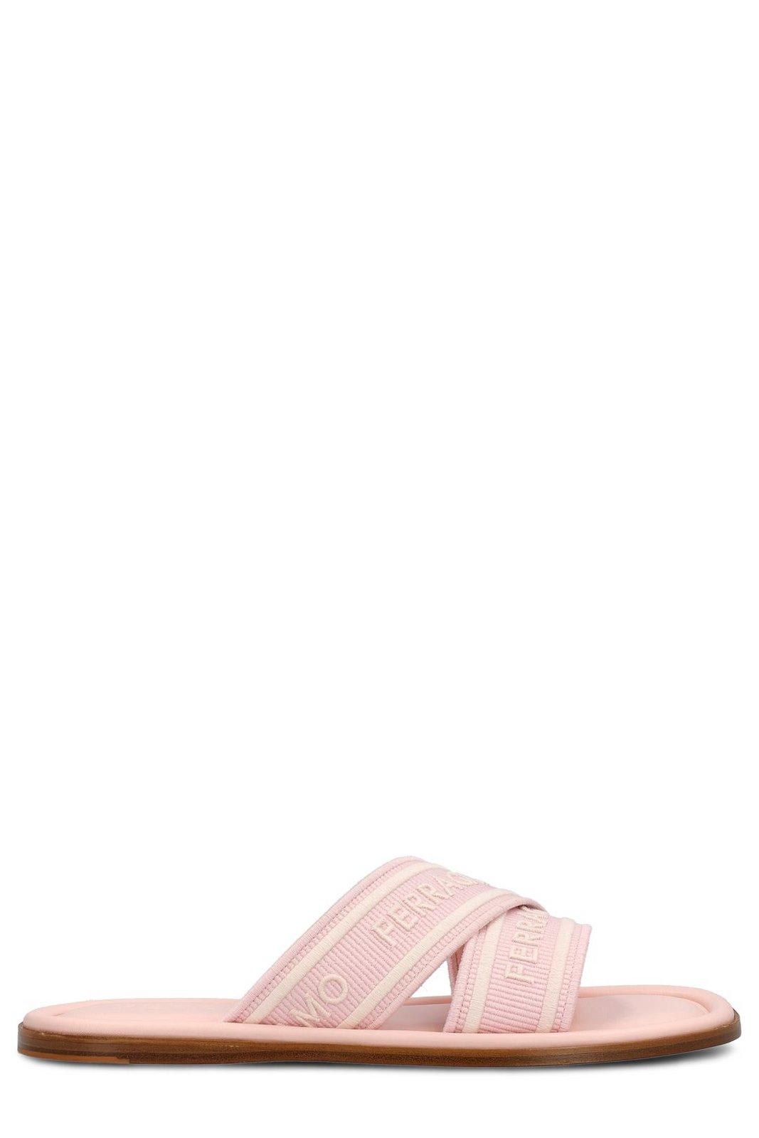 【送料&関税込】Ferragamo Logo Embossed Slip-on Sandals Ferragamo Logo Embossed Slip-on Sandals | italist