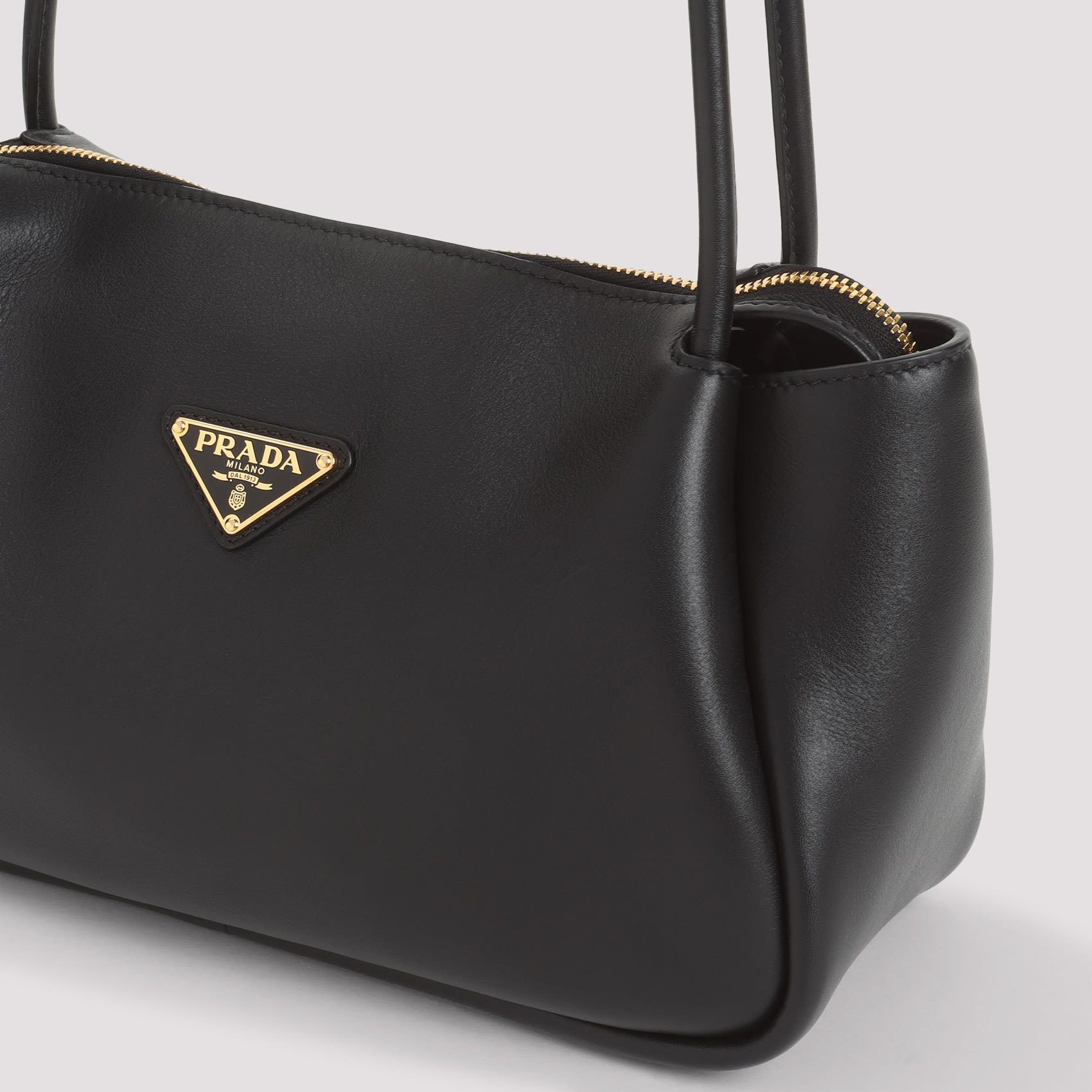 PRADA ショルダーバッグ SOFT GRAIN 1BE067 2CYS PRADA プラダ 2WAYバッグ SOFT GRAIN SECCHIELLO 1BE067 2CYS