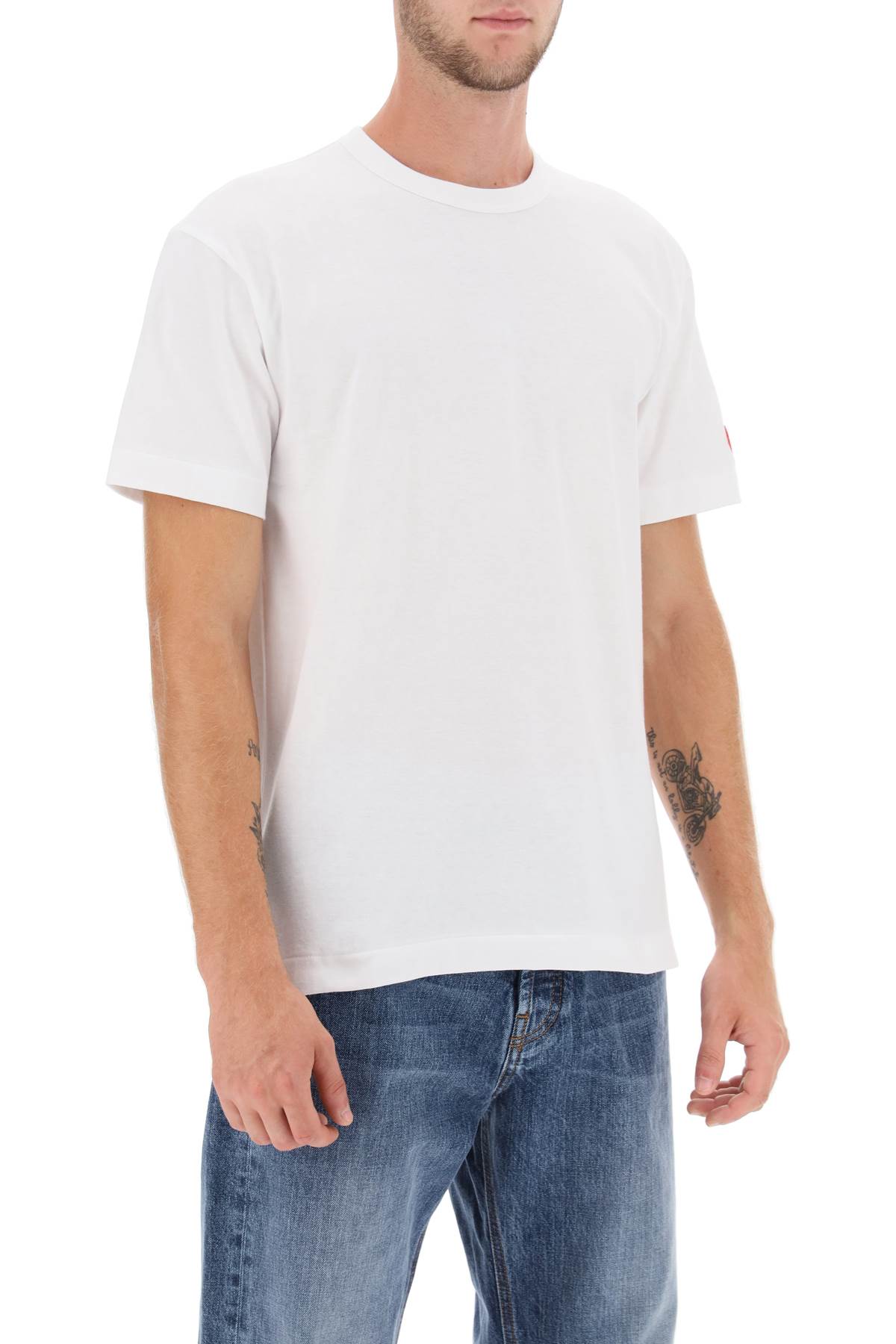 COMME des GARCONS★関税込み ピクセルパッチ入りTシャツ Comme des Garçons Play T-shirt With Pixel Patch | italist