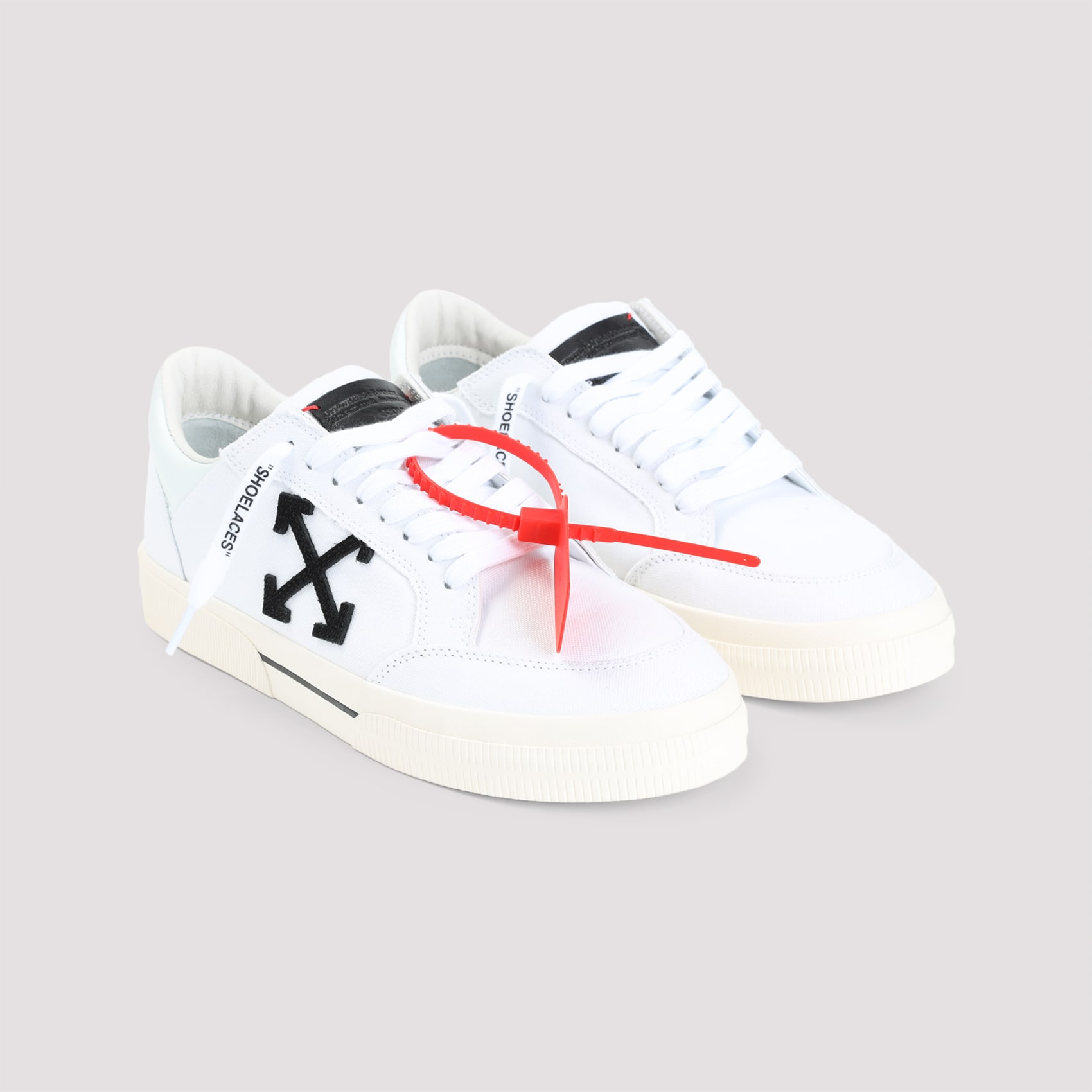 VIP【関税送料無料】希少 Off-White VULCANIZED CANVAS SNEAKERS Off-White Vulcanized Canvas Low-Top Sneakers | Saks Fifth Avenue