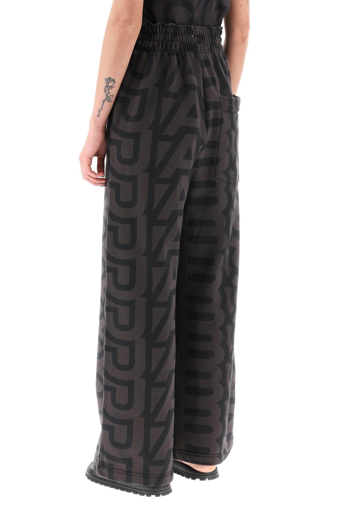 パンツ Marc Jacobs Monogram Oversize Sweatpants Marc Jacobs Monogram Oversize Sweatpants | italist
