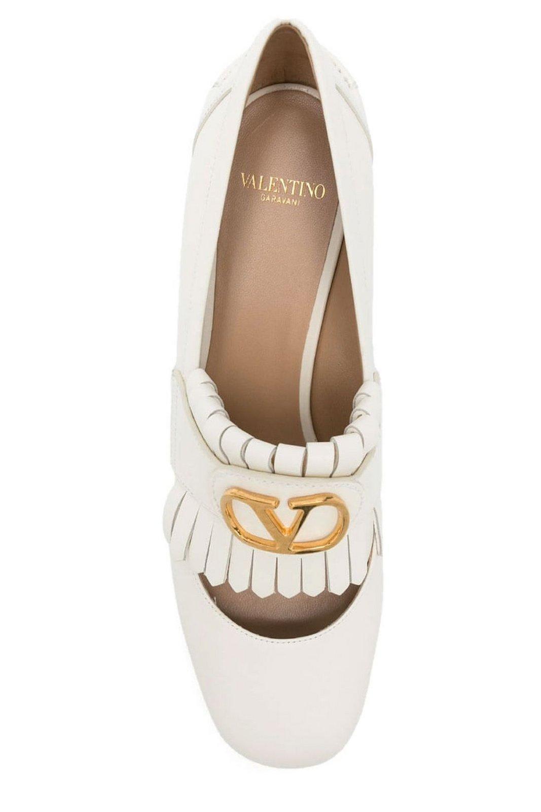 VALENTINO＞＞VLogo Signatureフリンジレザーローファーパンプス Valentino Garavani Vlogo Signature Fringe Detailed Pumps