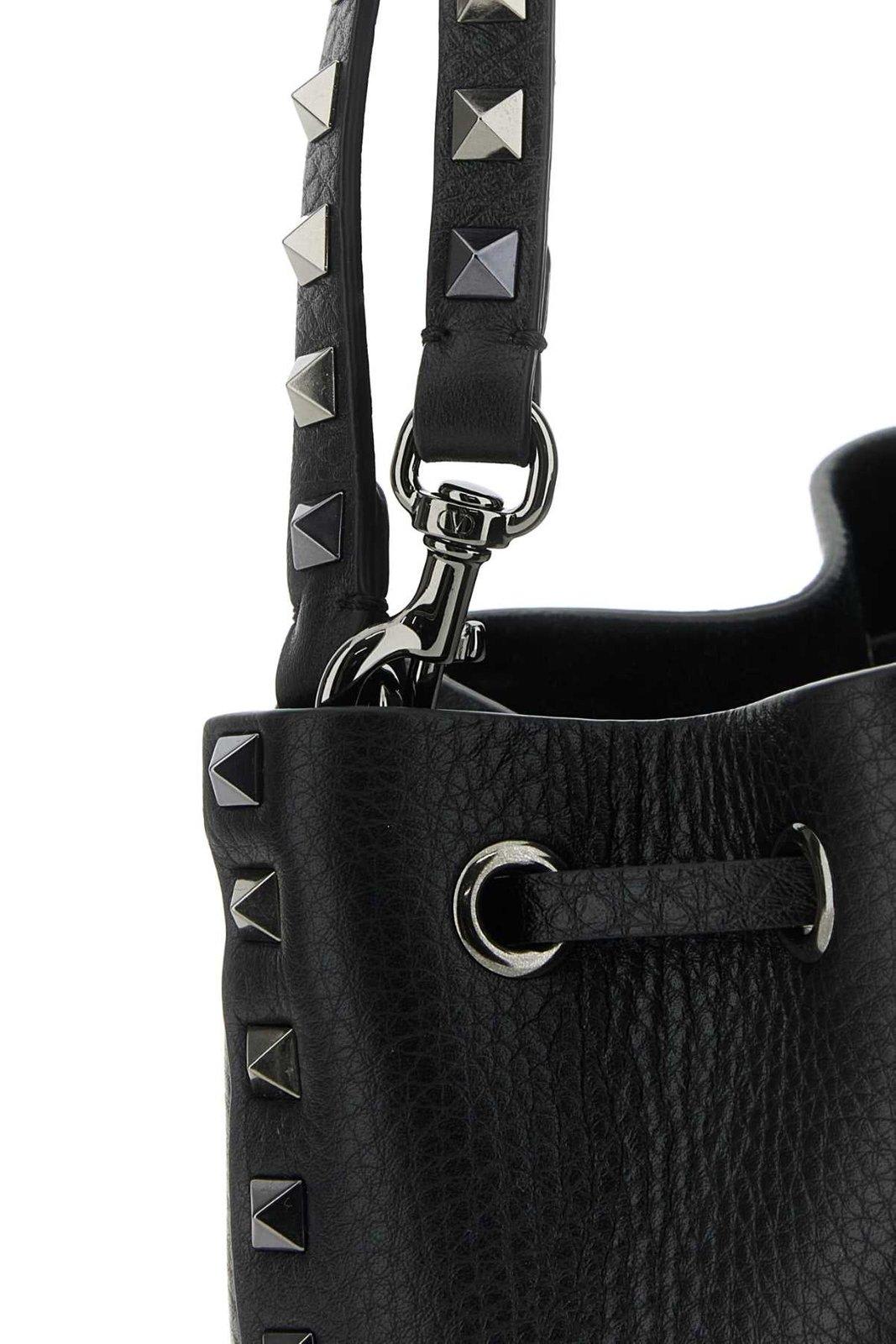 VIP【送料関税込】VALENTINO GARAVANI ROCKSTUD DRAWSTRING BAG Valentino Garavani Rockstud Drawstring Canvas & Leather