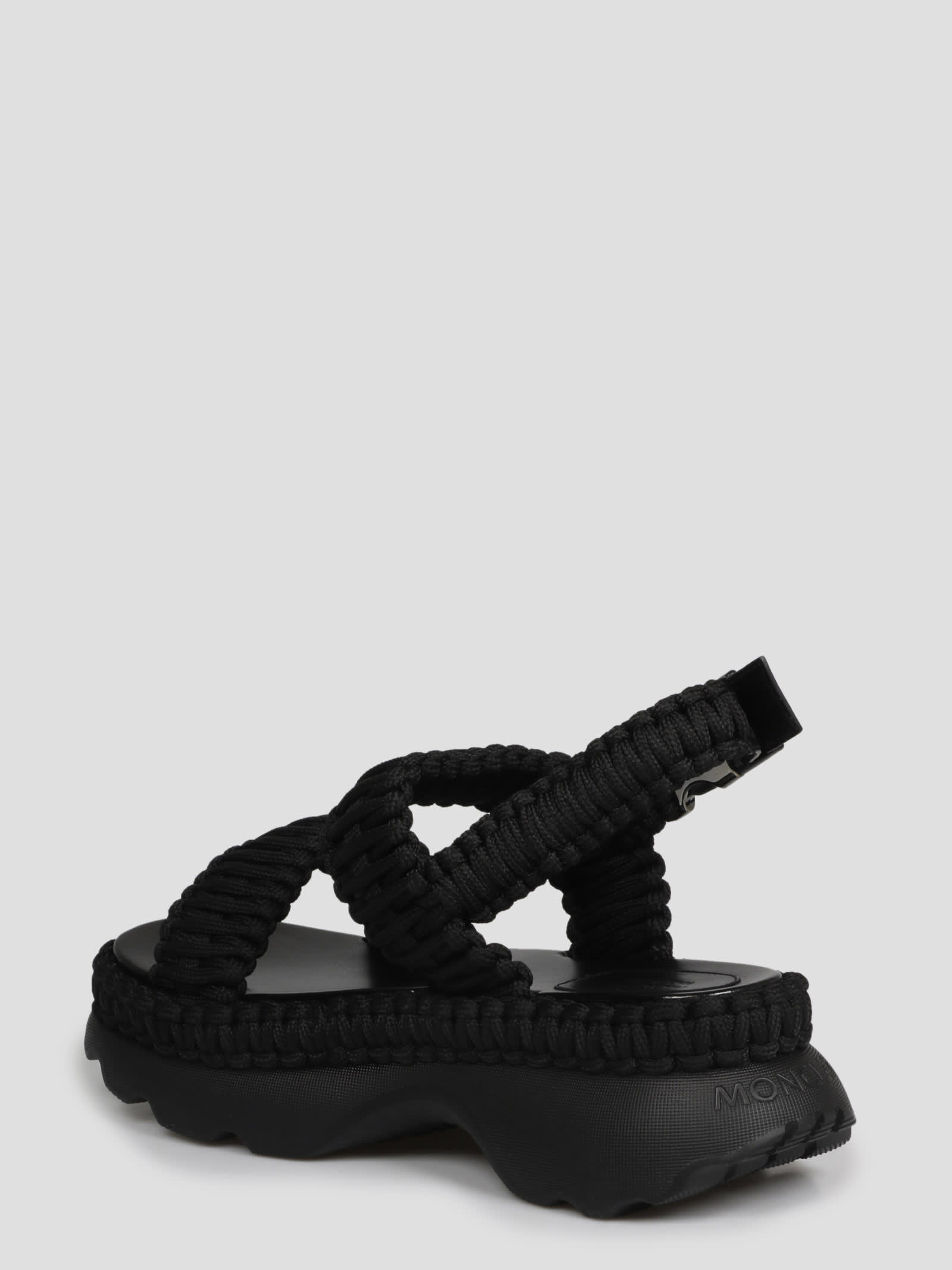 手元に在庫あり!MONCLER BELAY WOVEN サンダル Moncler Belay Woven Sandal サンダル 通販 | italist