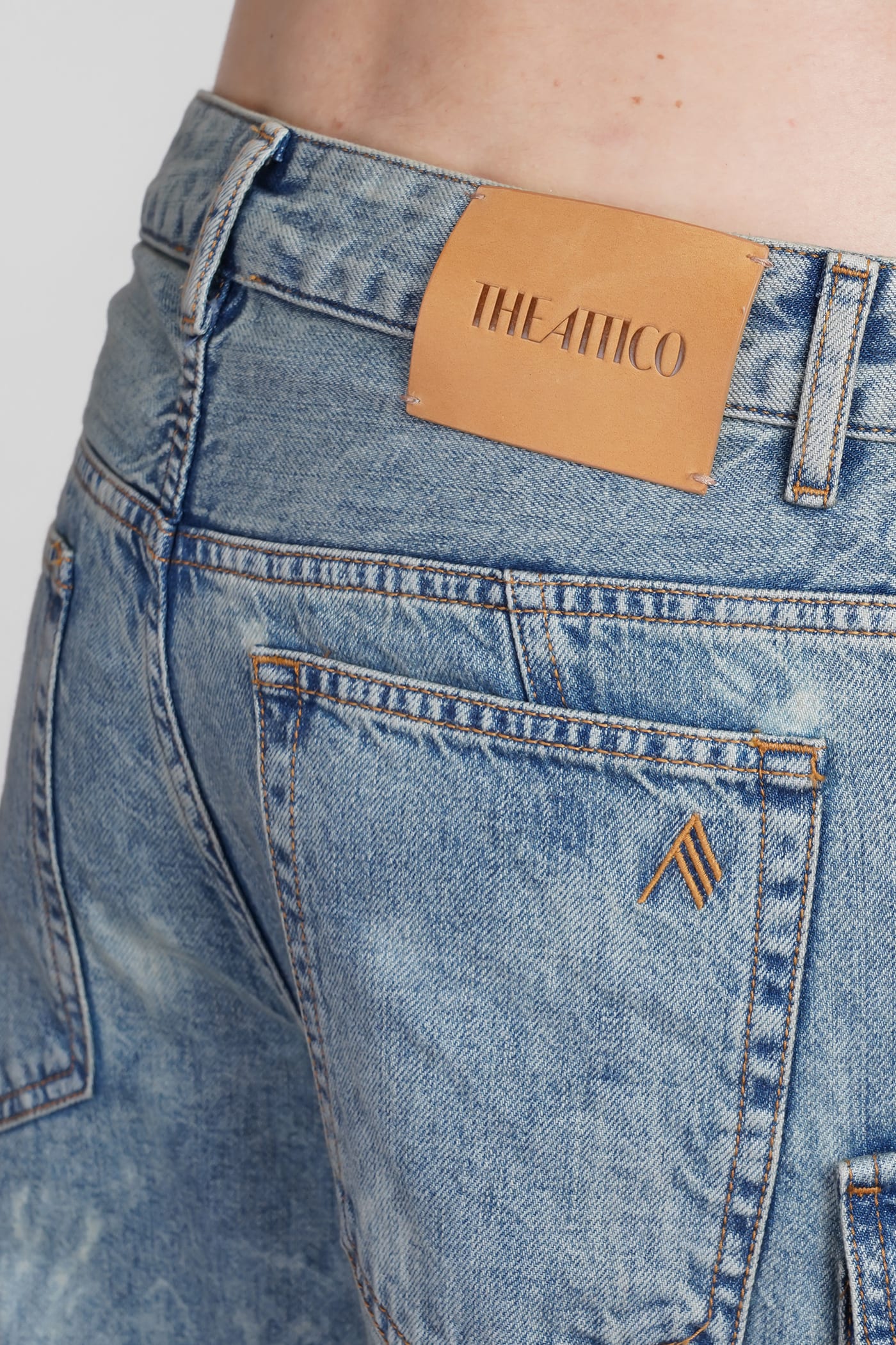 デニム・ジーパン THE ATTICO 'Fern' jeans Light Blue 247WCP84D049 22897681_53896007_600.jpg
