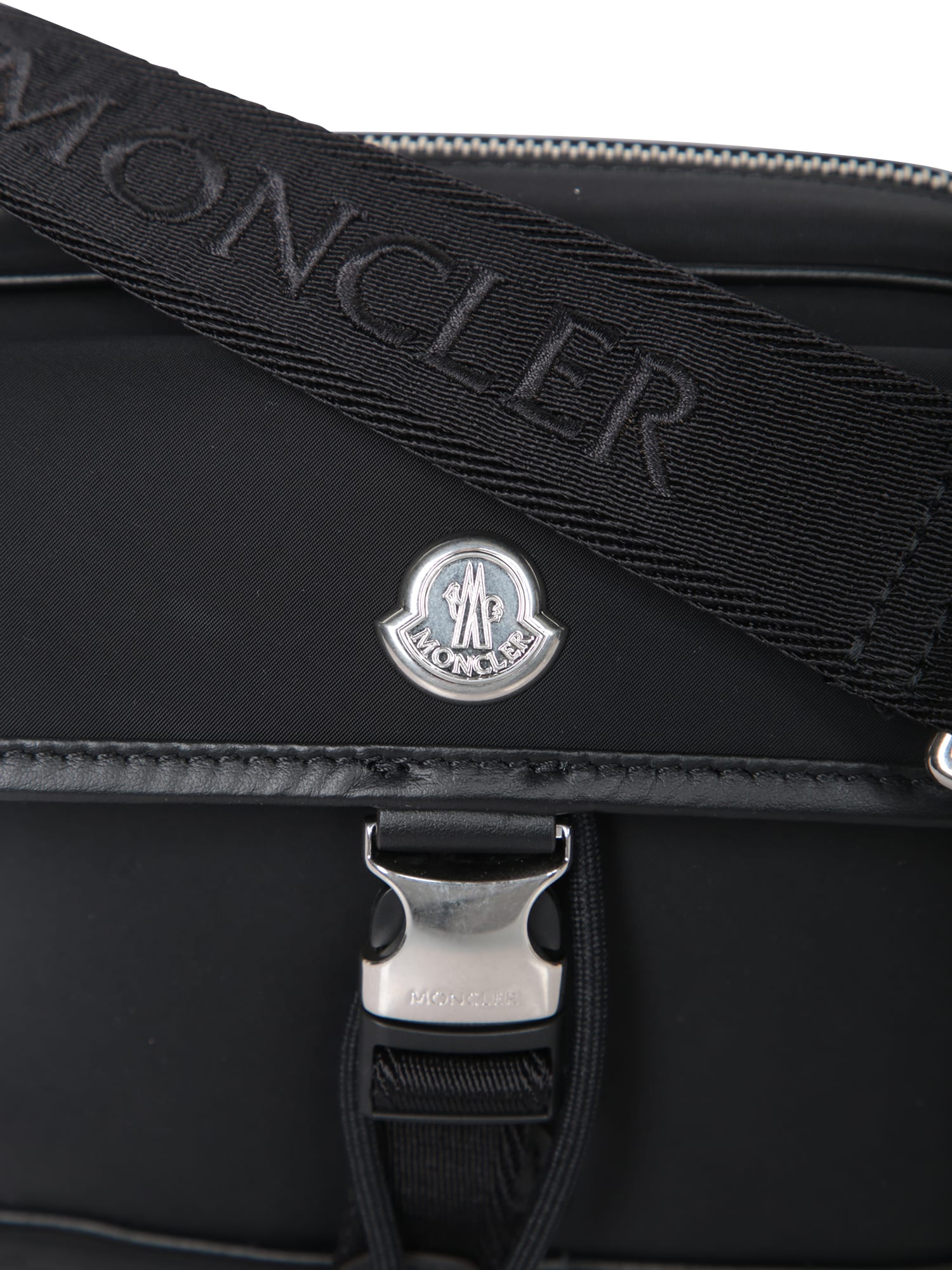 関税込★VIP価格【MONCLER】New Trickクロスボディバッグ Moncler New Trick Shoulder Bag | italist