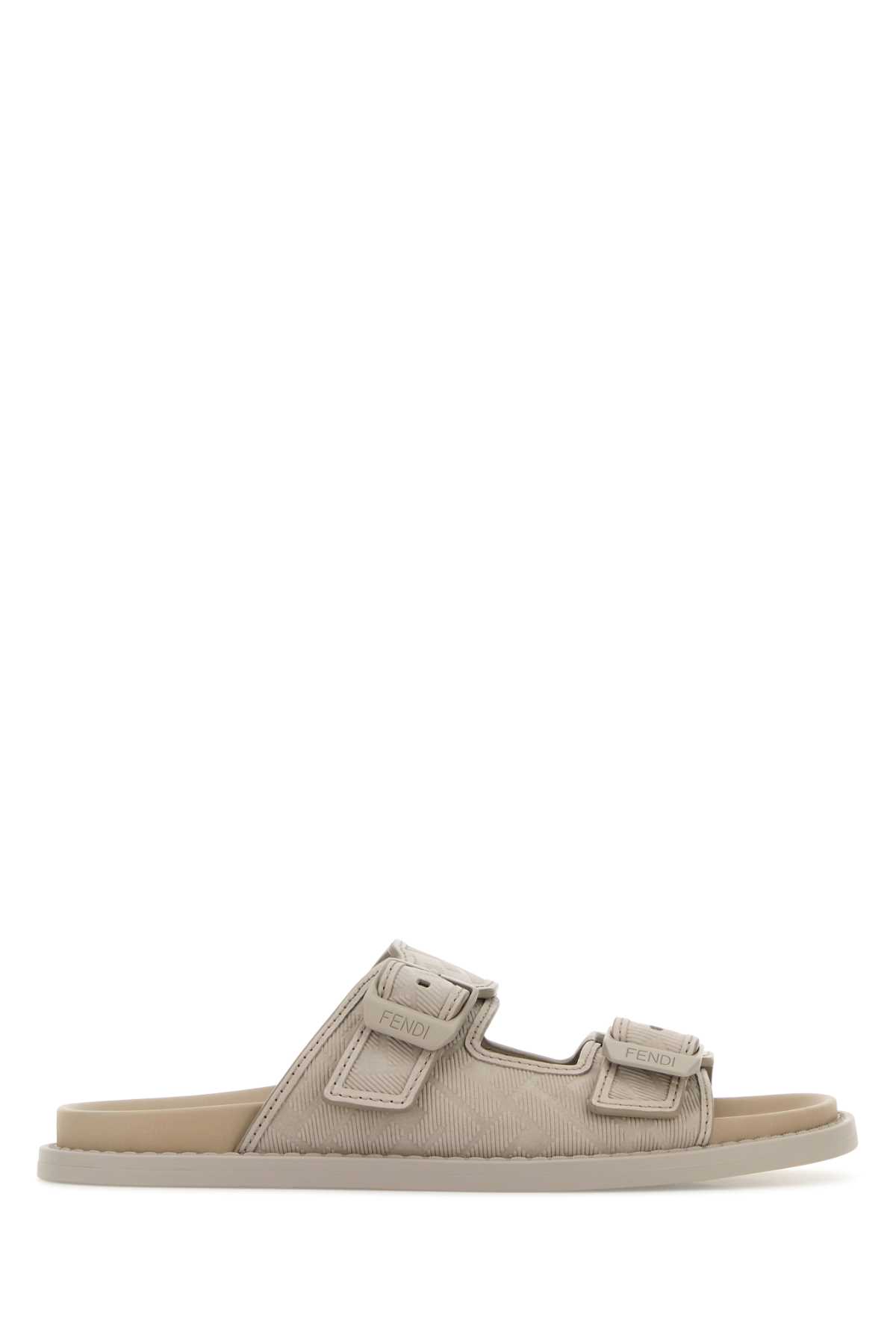 サンダル FENDI Cappuccino leather Fendi Feel slippers Cappuccino Leather Fendi Feel Slippers | italist