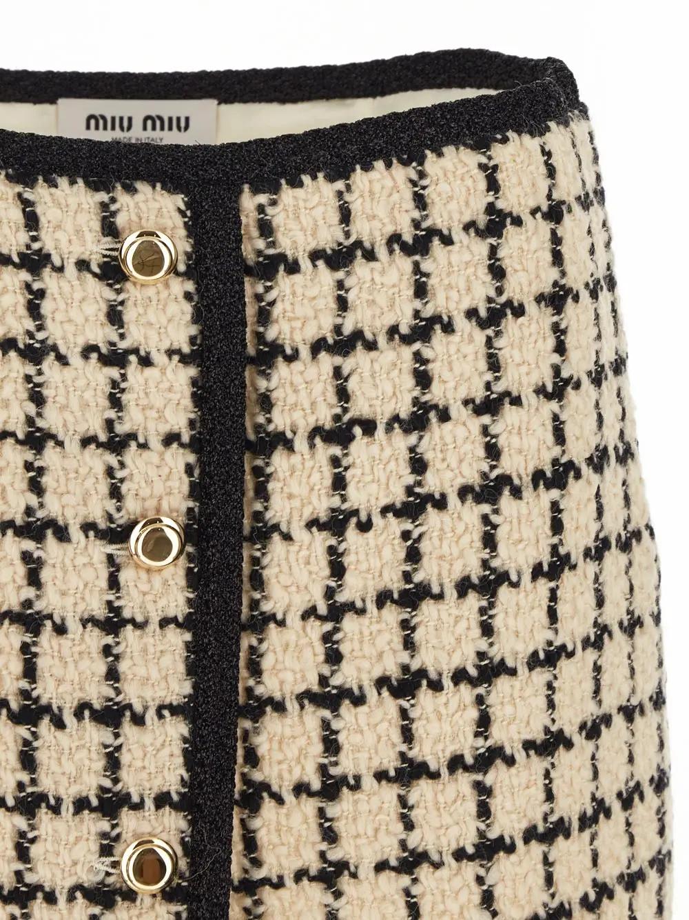 【送料&関税込】Miu Miu Embroidered Wool Blend Mini Skirt Miu Miu Wool mini skirt with pleated design and belt loops