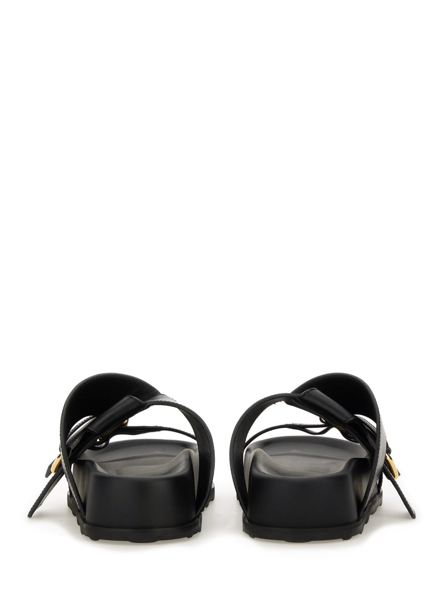 【関税&送料込み】Moschino Sandal With Woven Buckle Moschino Sandal With Woven Buckle | italist