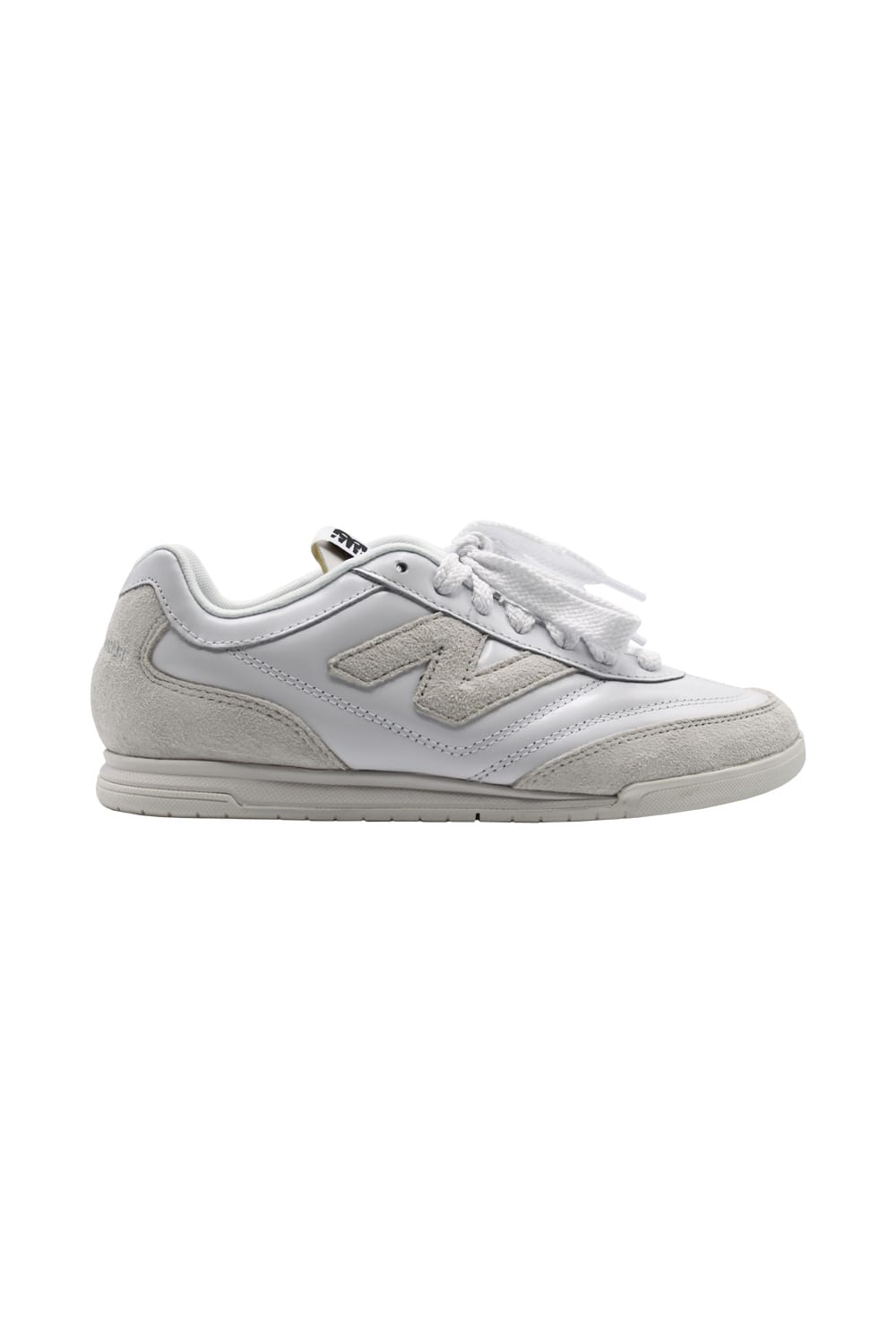 Hana　新品未使用【New Balance for emmi】URC42 New Balance for emmi】URC42(スニーカー)｜シューズ｜emmi
