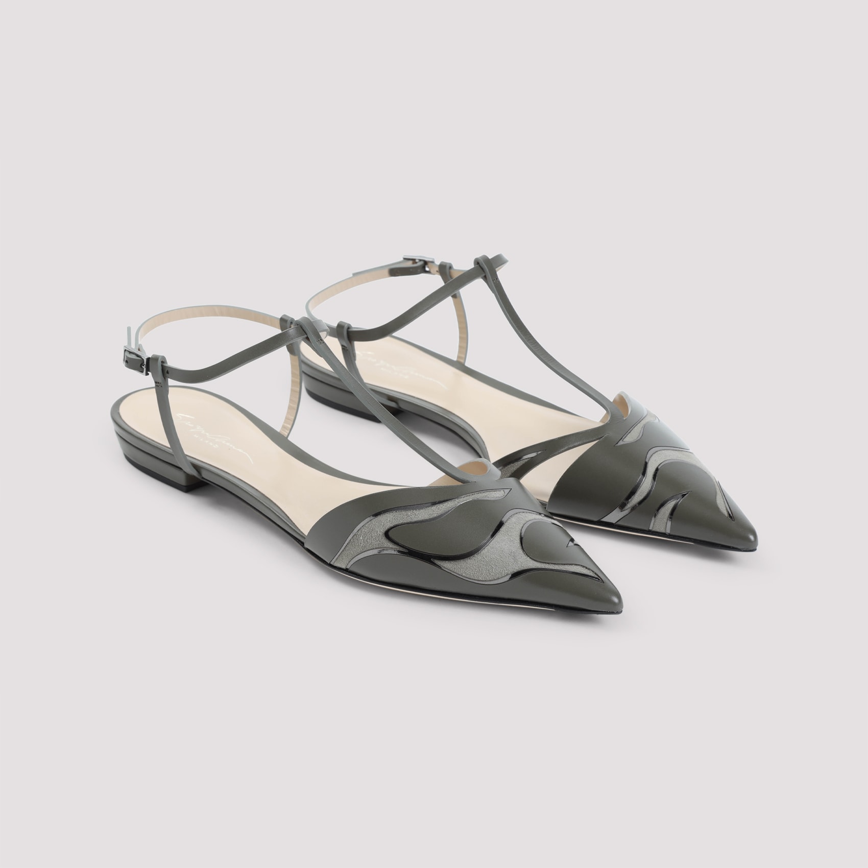 GIORGIO ARMANI★Calf Leather Ballerinas Giorgio Armani Calf Leather Ballerinas | italist