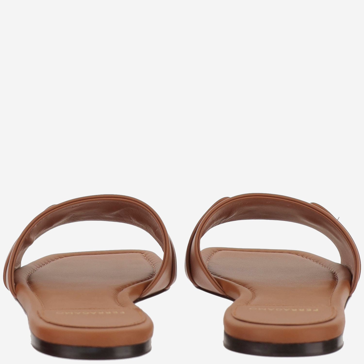 サンダル・ミュール Ferragamo Leather Flat Sandals With Logo Salvatore Ferragamo Leather Flat Sandals With Logo | ShopSimon