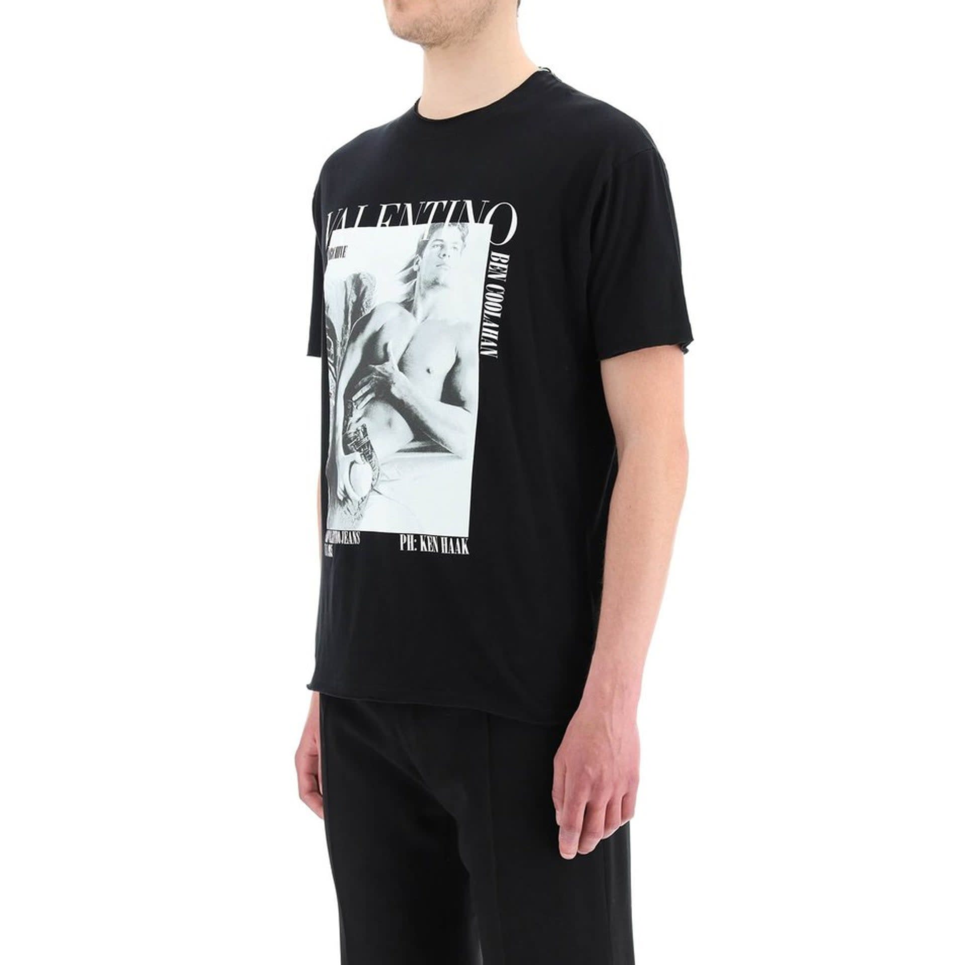 【送料&関税込】Valentino Archive Print T-shirt Valentino Archive Print T-shirt | italist
