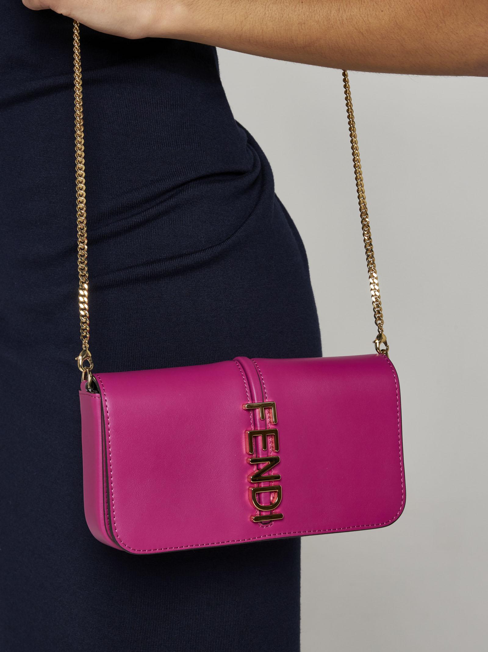 【FENDI】graphy Chain Wallet Pouch Bag/関税+全国送料込み Fendi 'Fendigraphy' wallet with chain | Women's Accessories