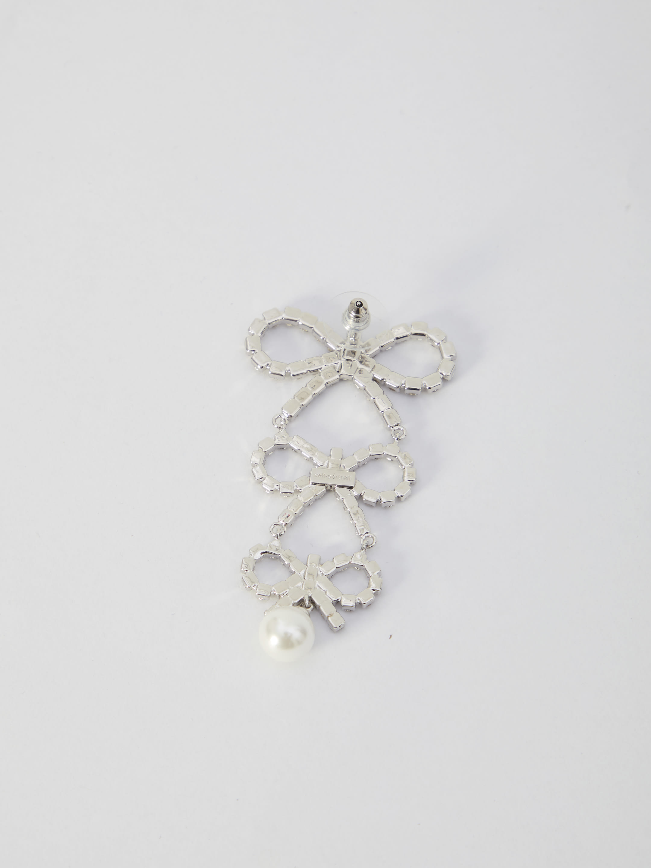 【関税込み】Bow Tiered Pearl Earrings - SELF PORTRAIT - Silv Tiered Pearl Bow Earrings – self-portrait