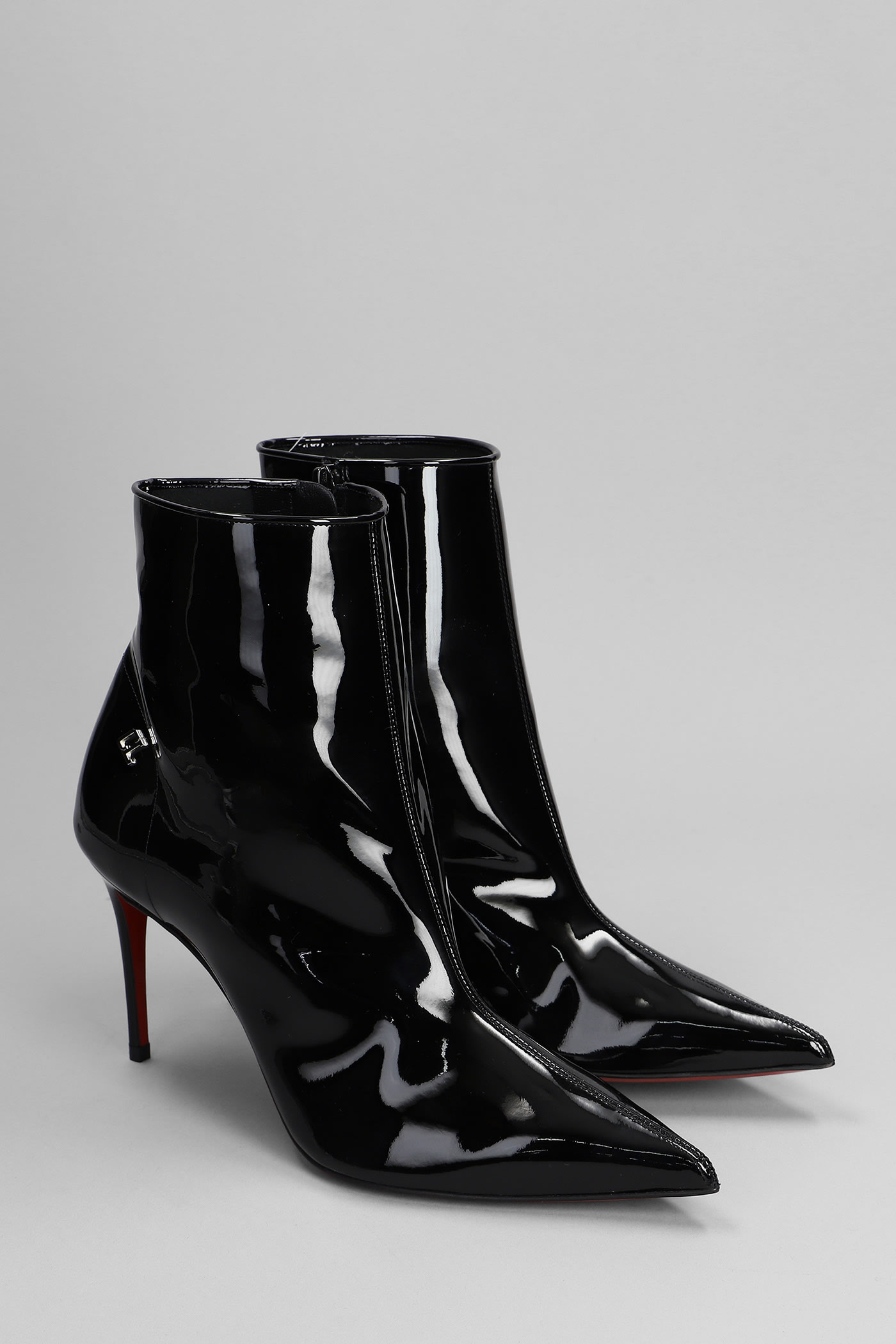 Christian Louboutin  Astrilarge Booty 100 black and white leather