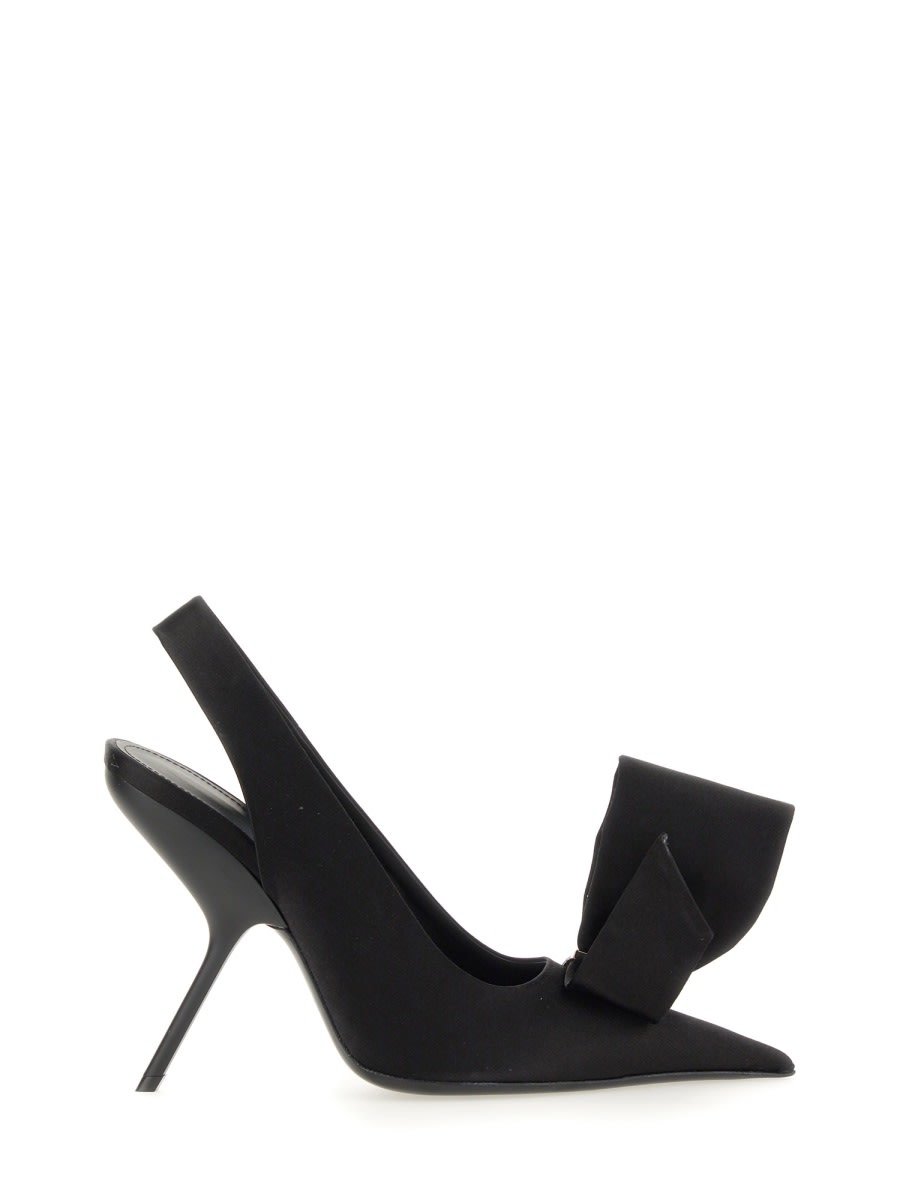 サンダル・ミュール FERRAGAMO SANDAL WITH ASYMMETRICAL BOW (763016_01F796NERO) Ferragamo Sandal With Asymmetrical Bow | italist