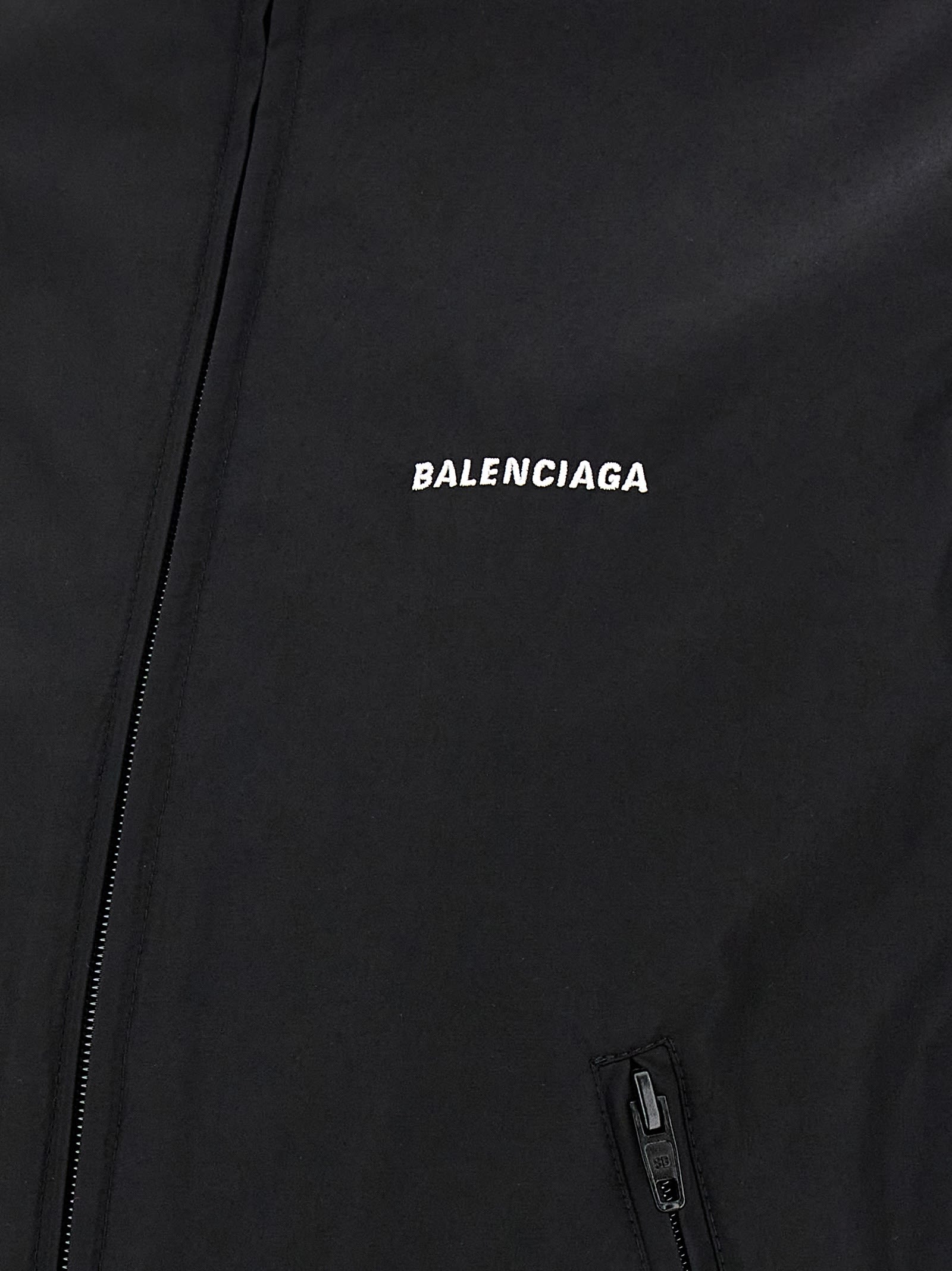 ブルゾン BALENCIAGA SS25 Logo embroidery jacket (818552TPQ38 1000) Balenciaga Black bomber jacket with zip and logo | TheDoubleF