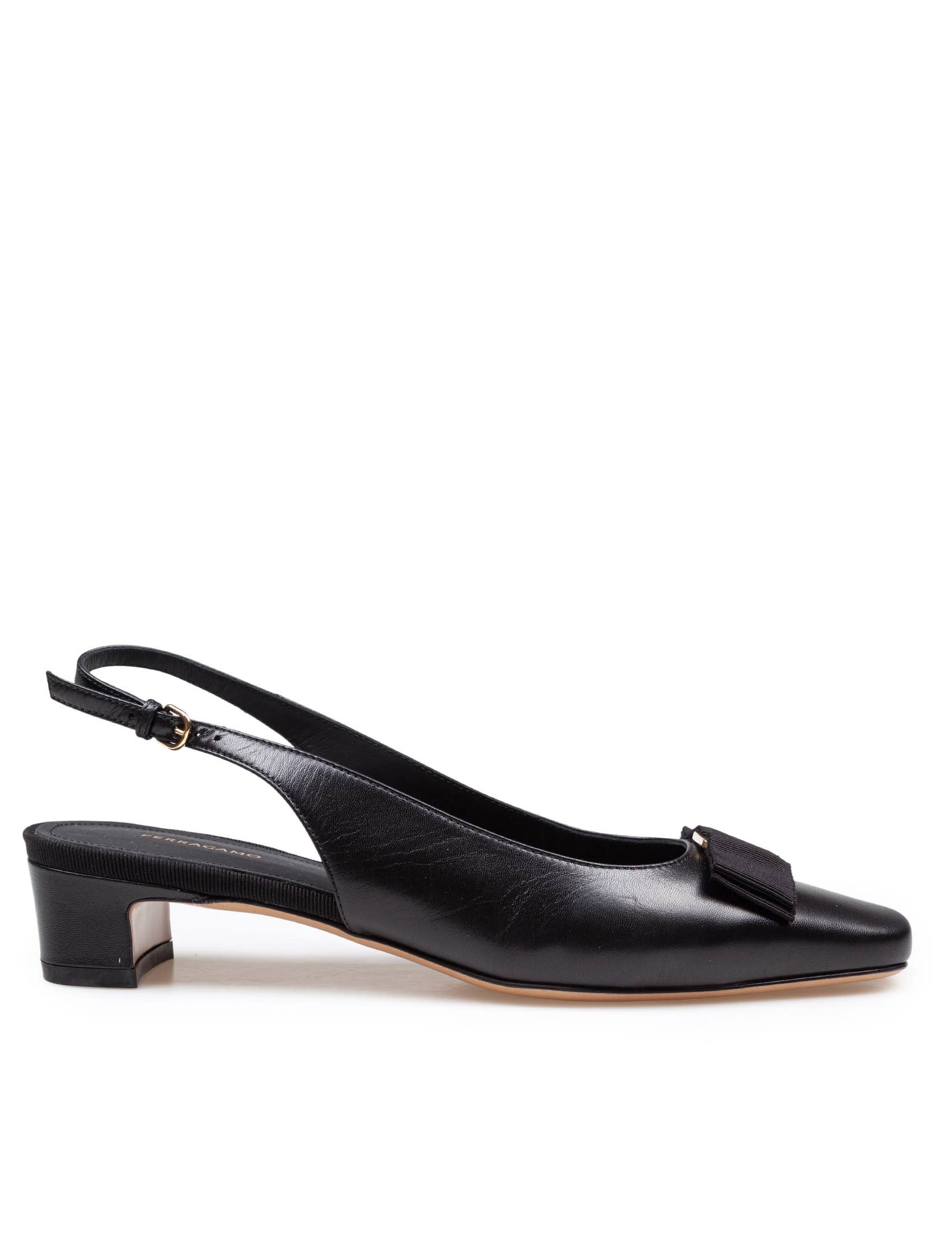 【送料&関税込】Ferragamo Slingback Rivalda In Black Leather Ferragamo Slingback Rivalda In Black Leather | italist