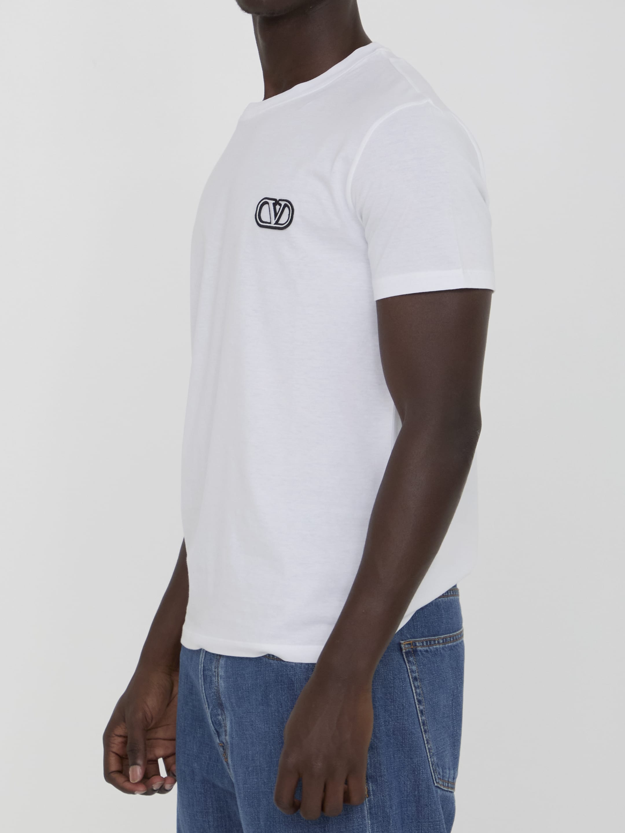 Tシャツ・カットソー VALENTINO SS25 \"VLOGO SIGNATURE\" SHIRT (6V3ABQ35AL2 C43) 5V0MG13AAE6_0BO-4_6aea077d-